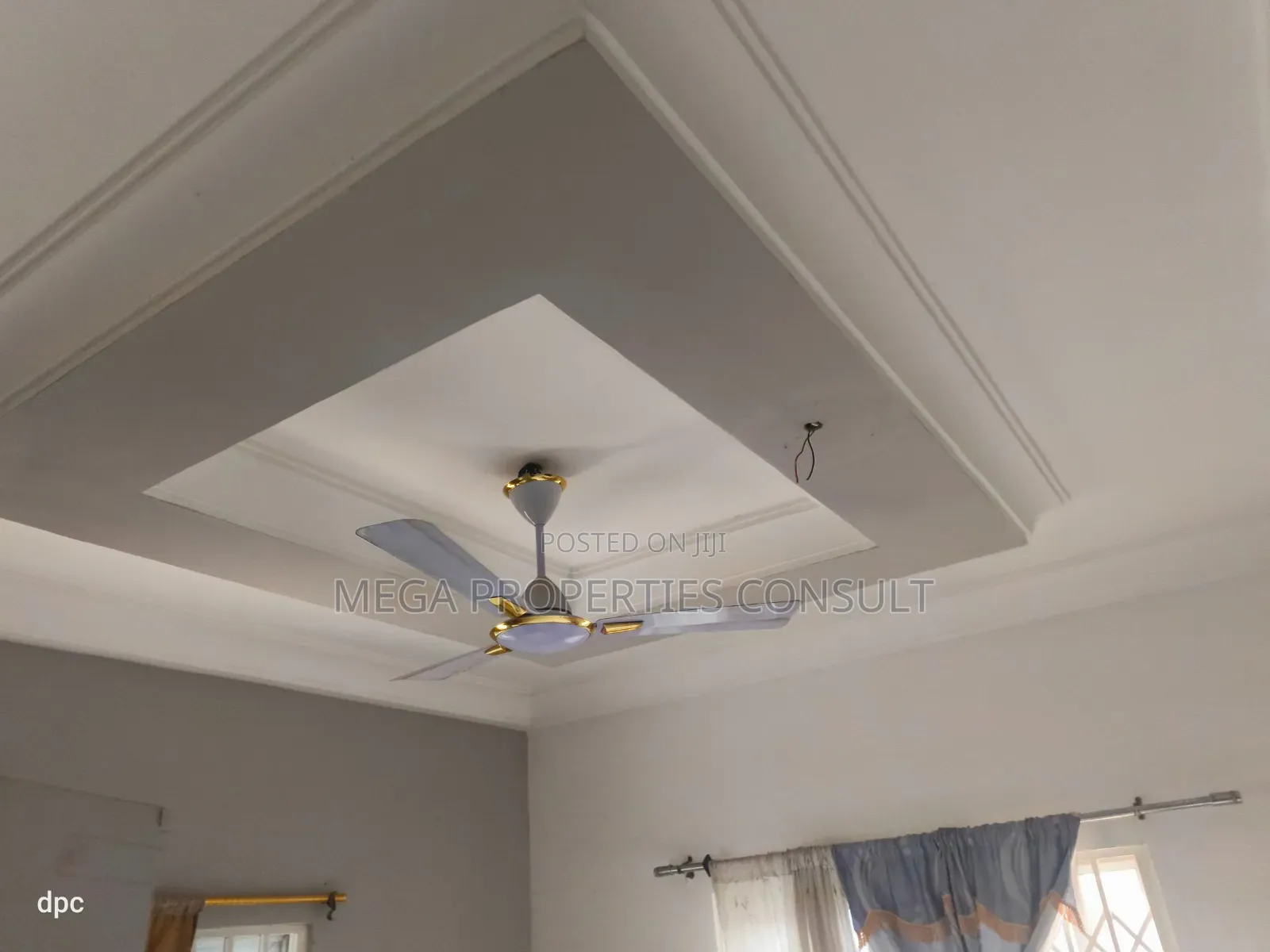 7bdrm House in Tema Metropolitan for sale