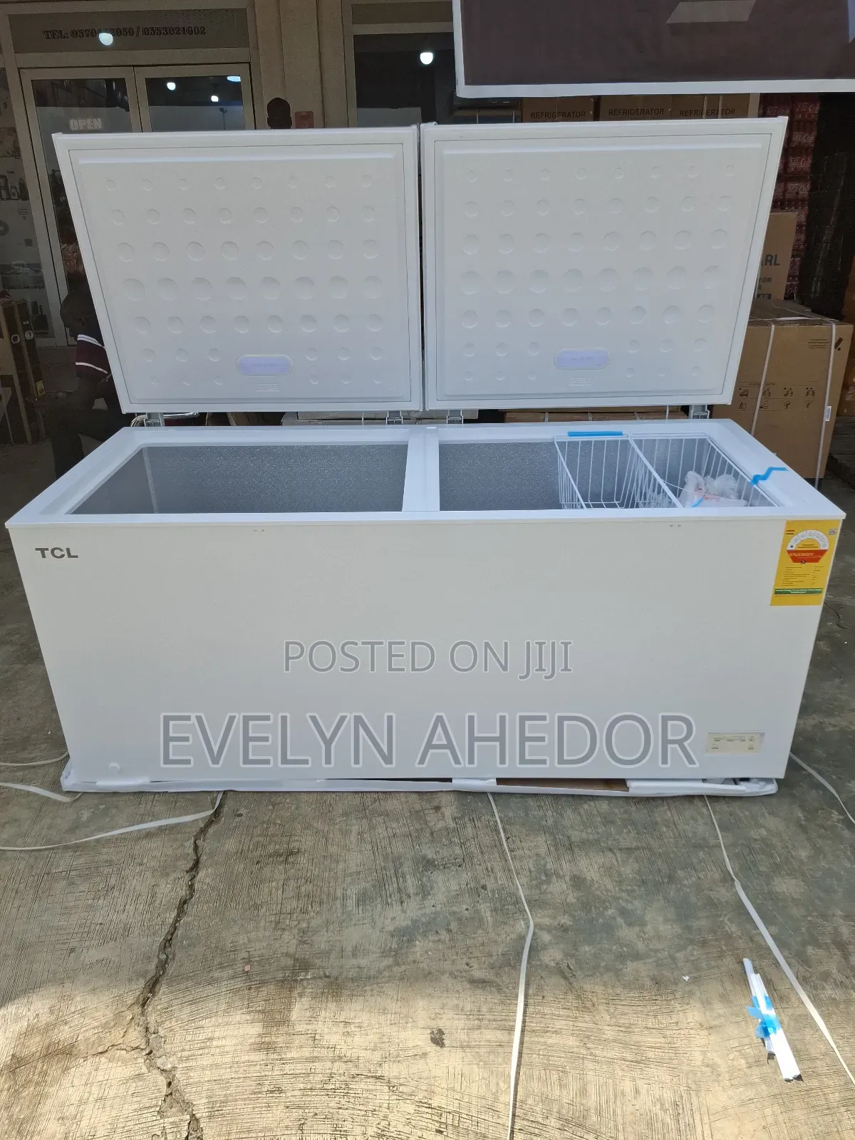 Very Specious TCL Chest Freezer 708litred Brand Available for Sale