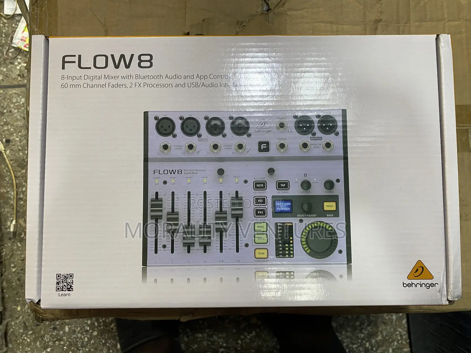 Behringer Flow 8