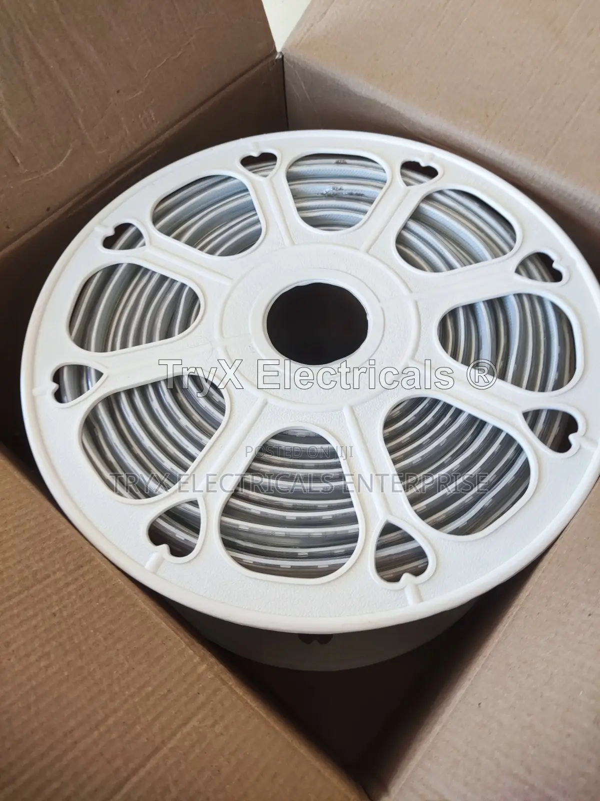 100m RGB Strip Light + Adaptor