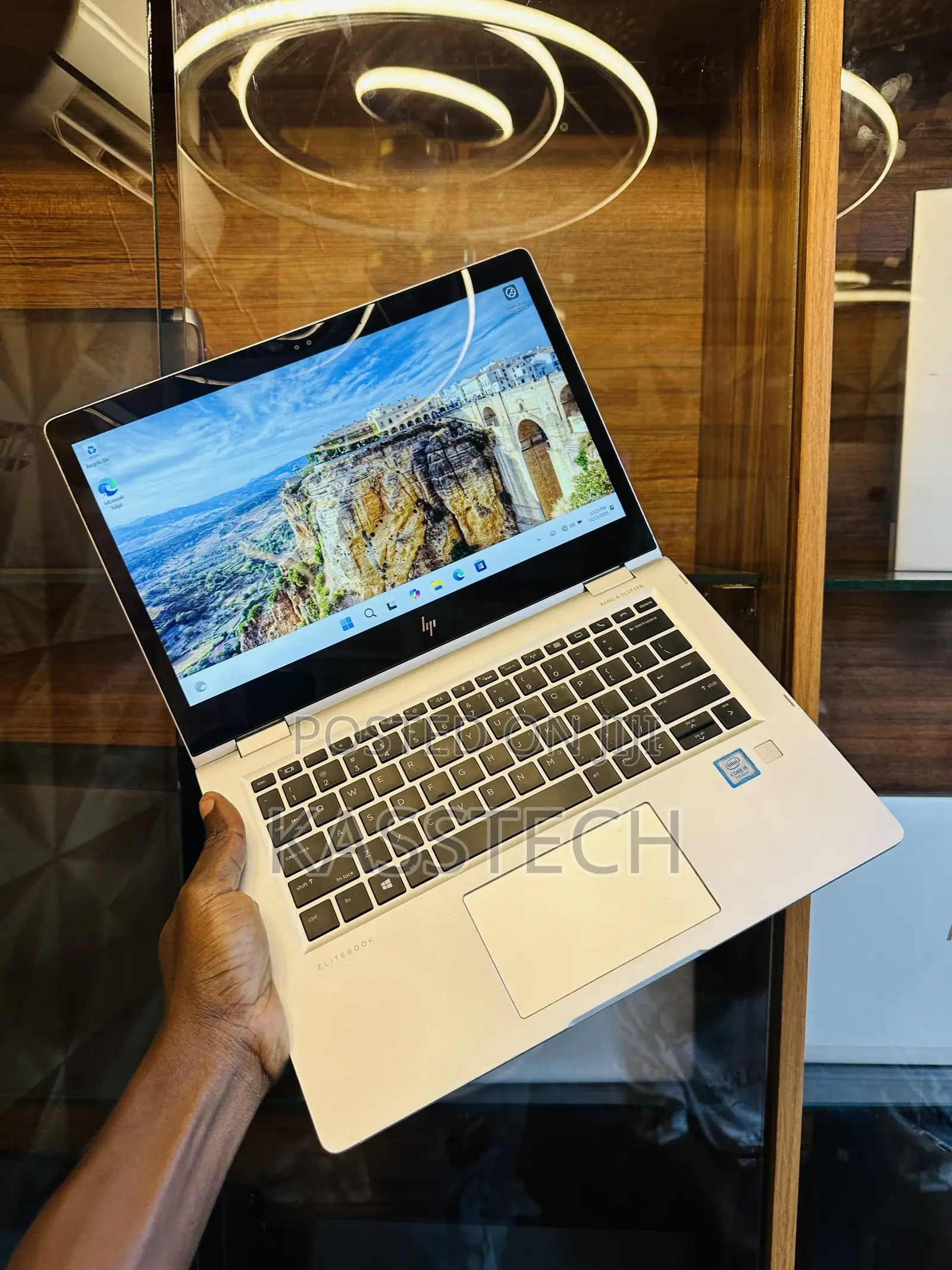 Laptop HP EliteBook x360 1030 G2 8GB Intel Core i5 SSD 256GB