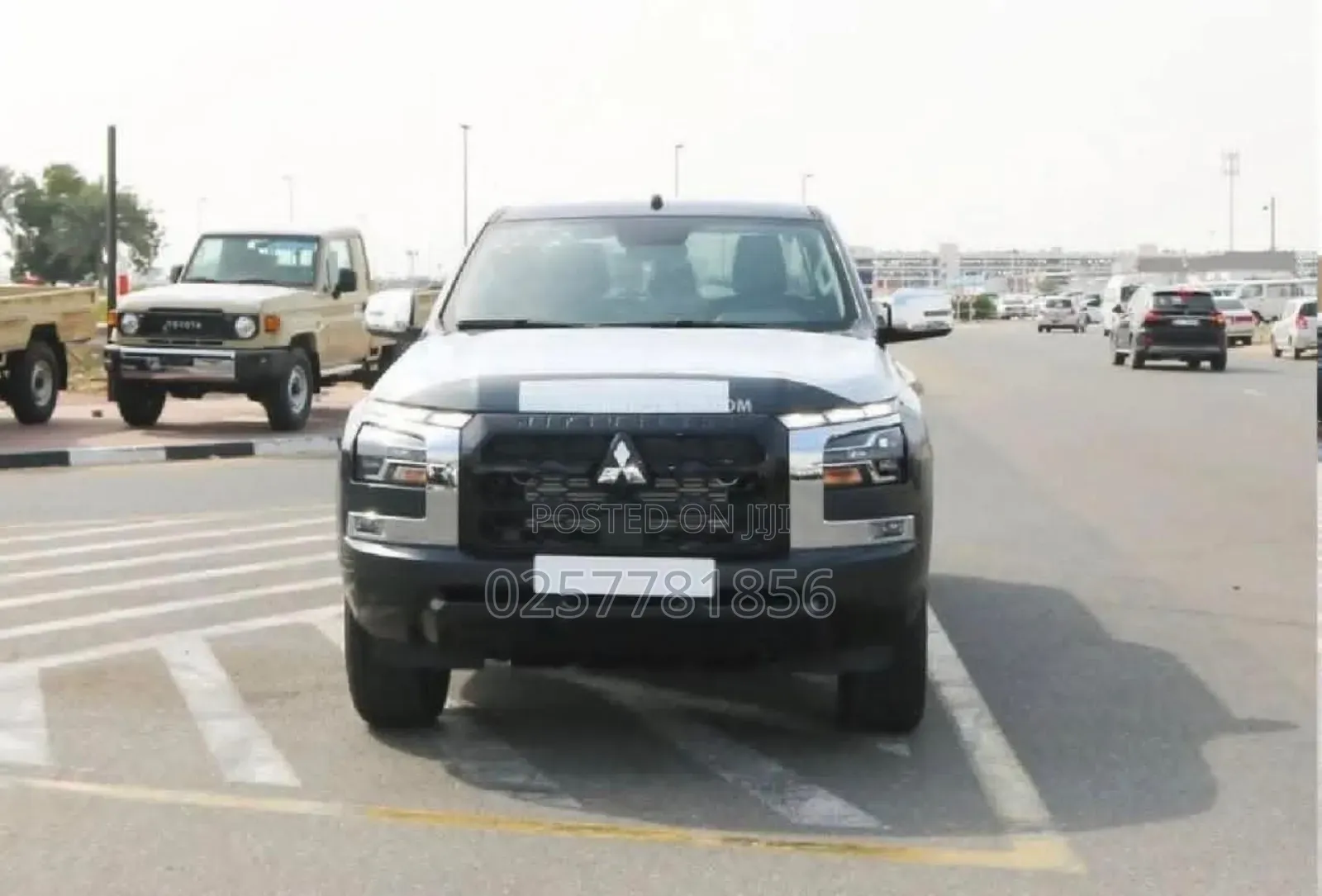 New Mitsubishi L200 2025 Gray