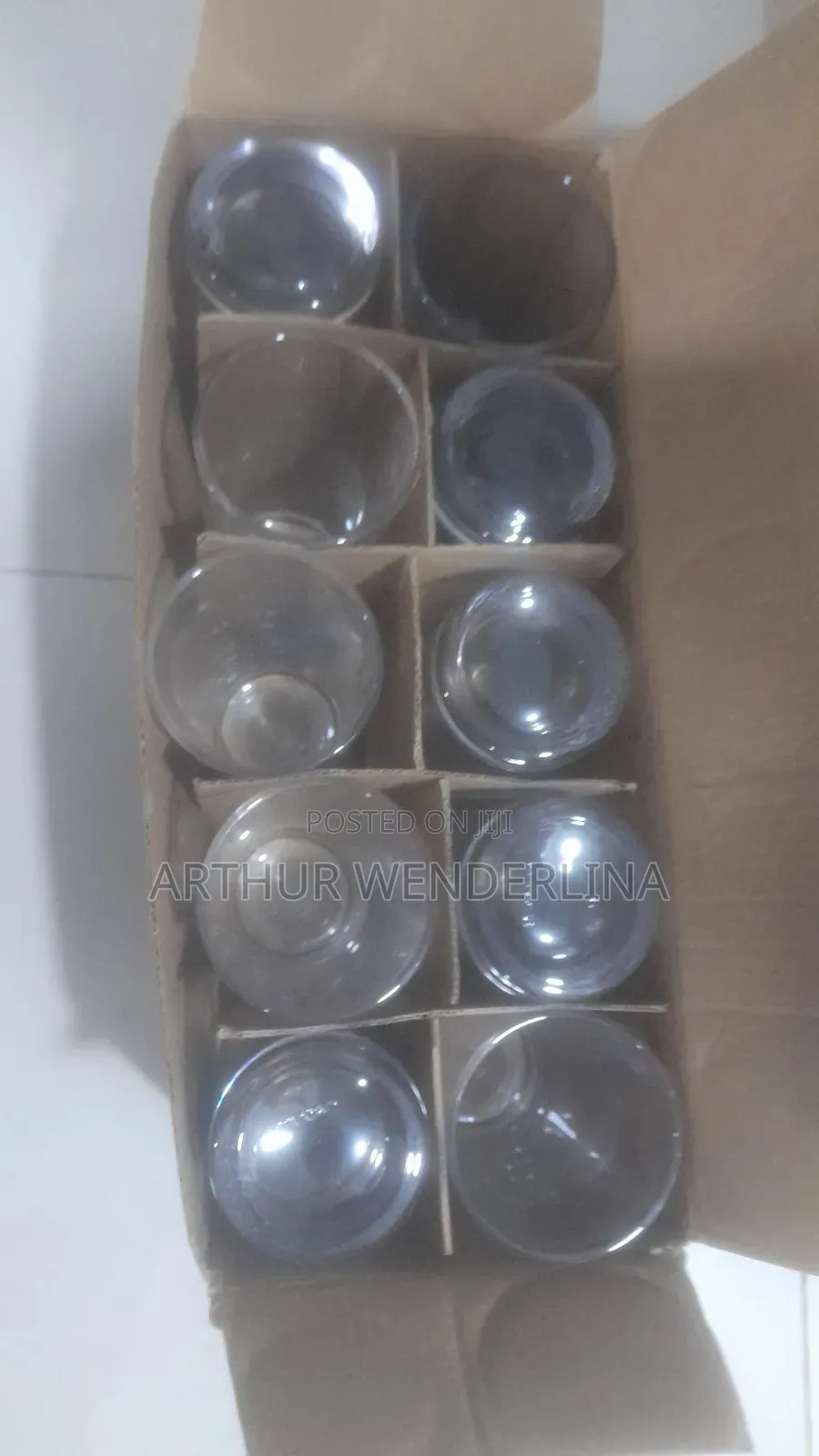 10 Pieces of Glass in a Box