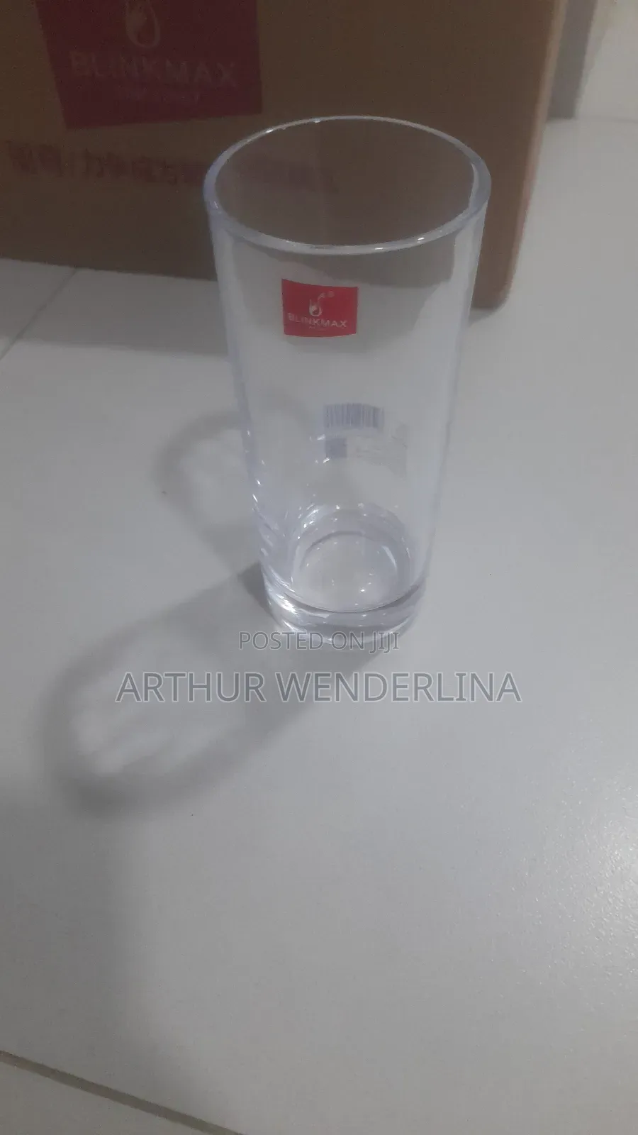10 Pieces of Glass in a Box