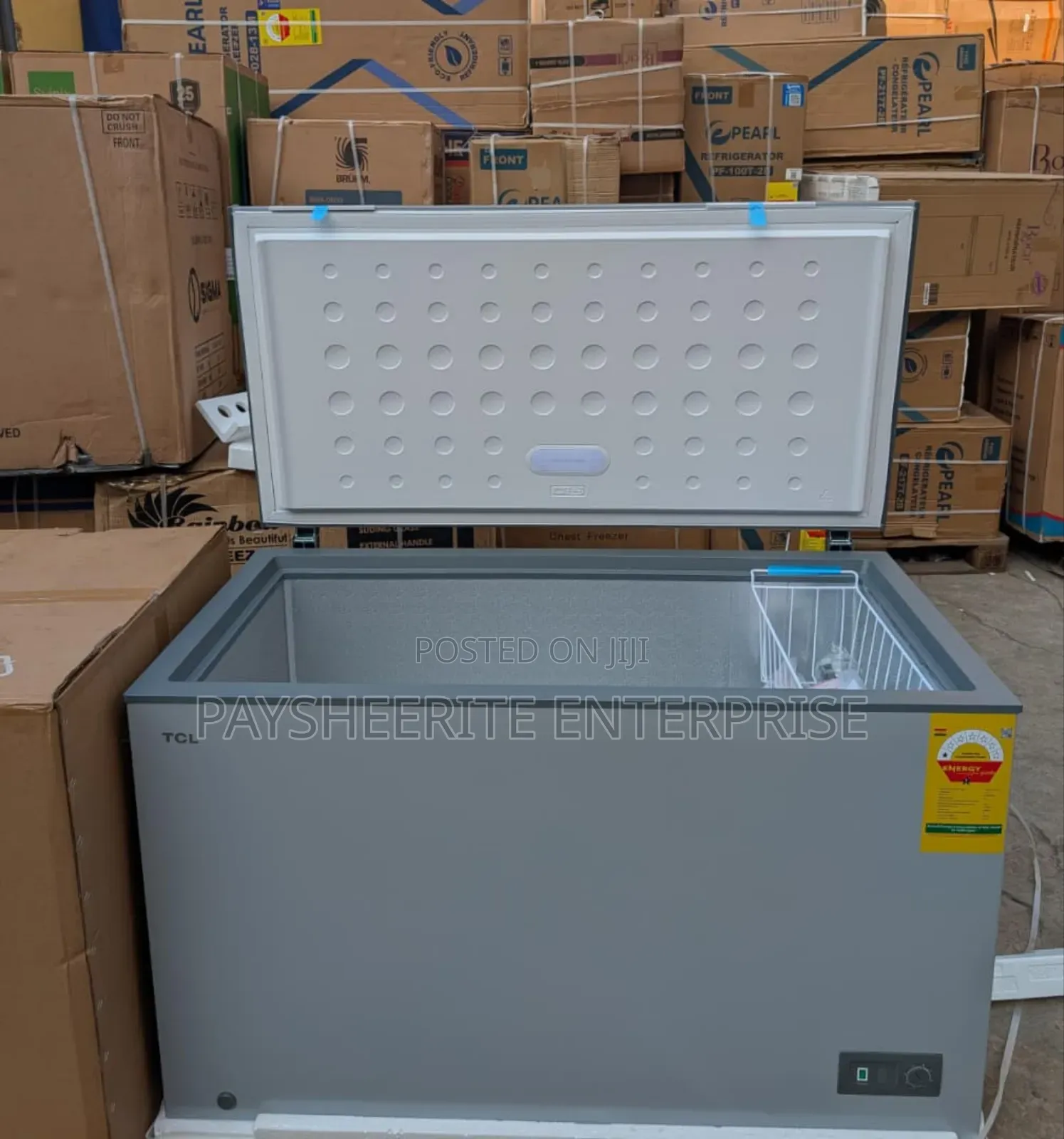 TCL 380ltrs Chest Freezer
Ghc4500.00