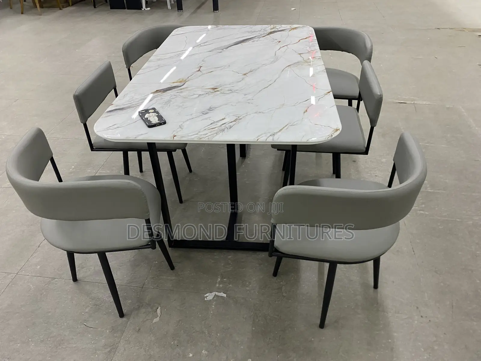 Dining Table With 6 Chairs Code-909