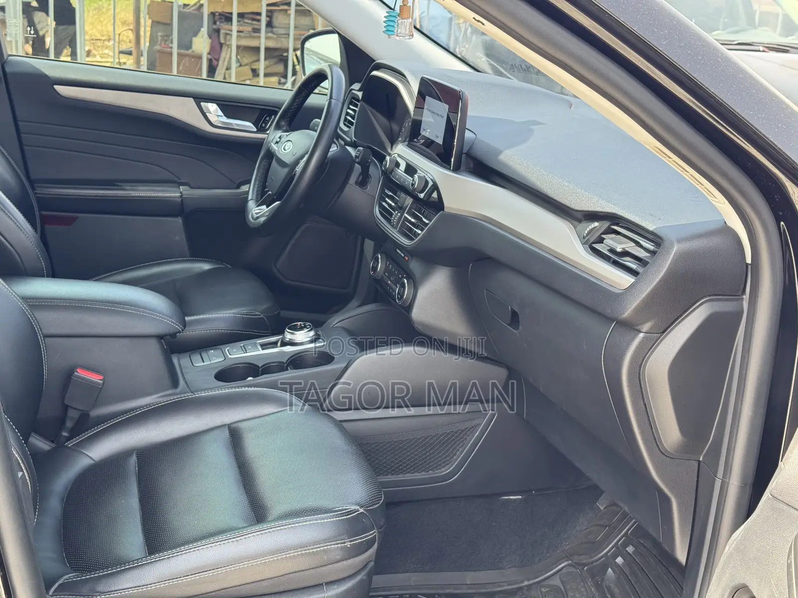 Ford Escape SEL 2021 Black