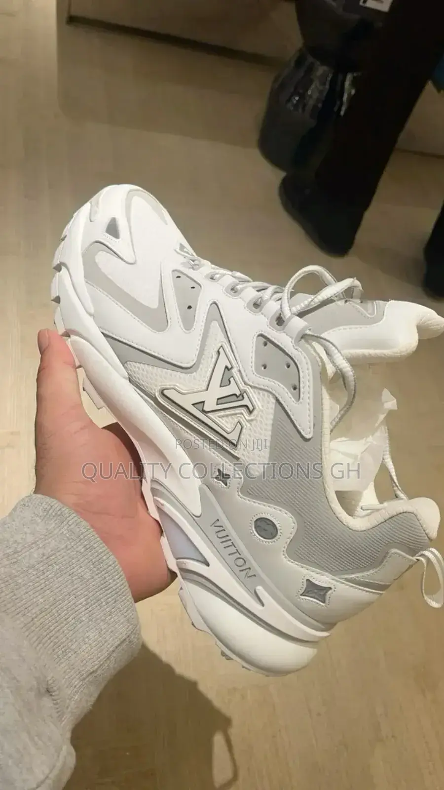 Lius Vuitton Tactics White