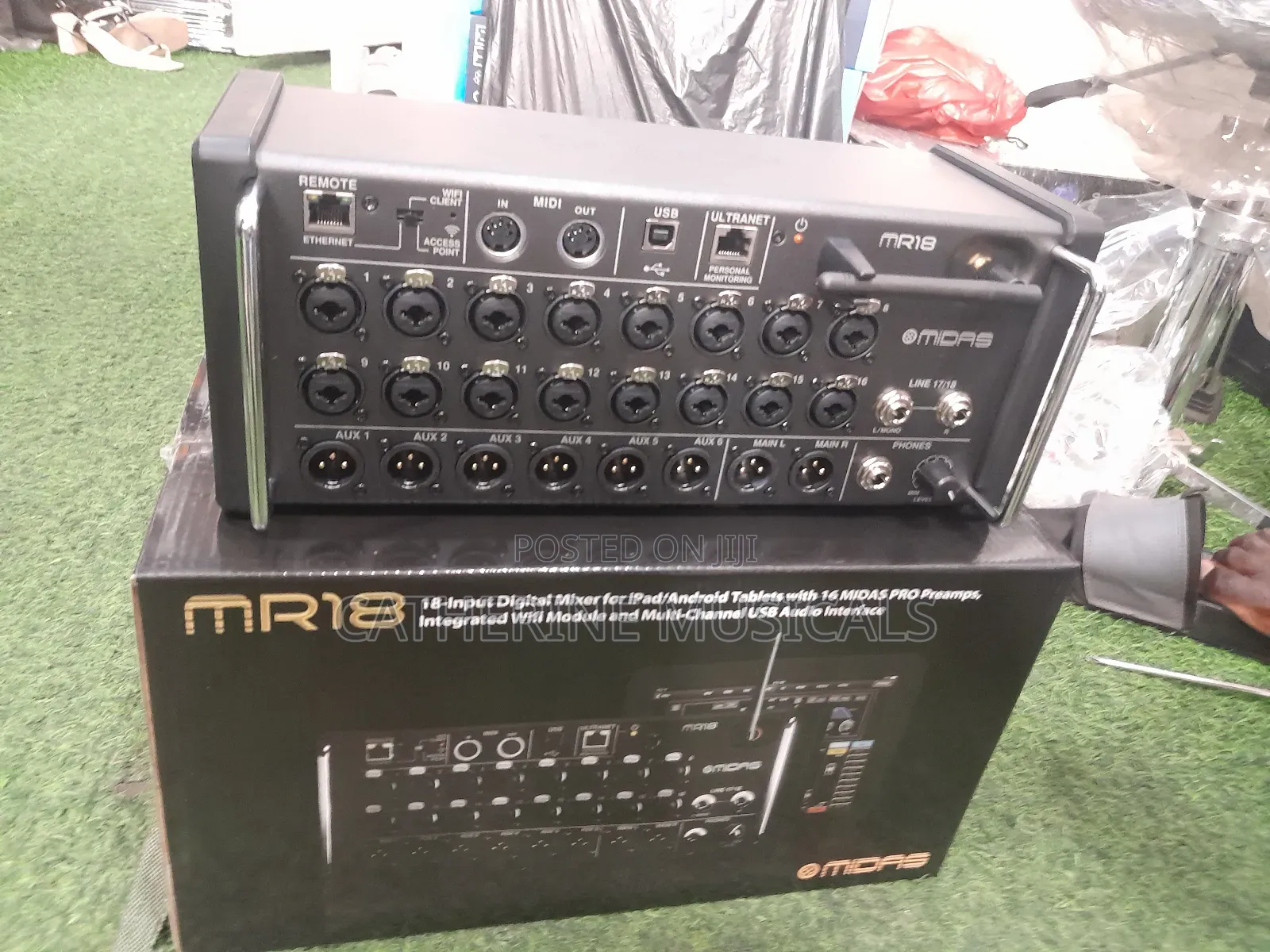 Midas 18 Channel Mixer Mr18