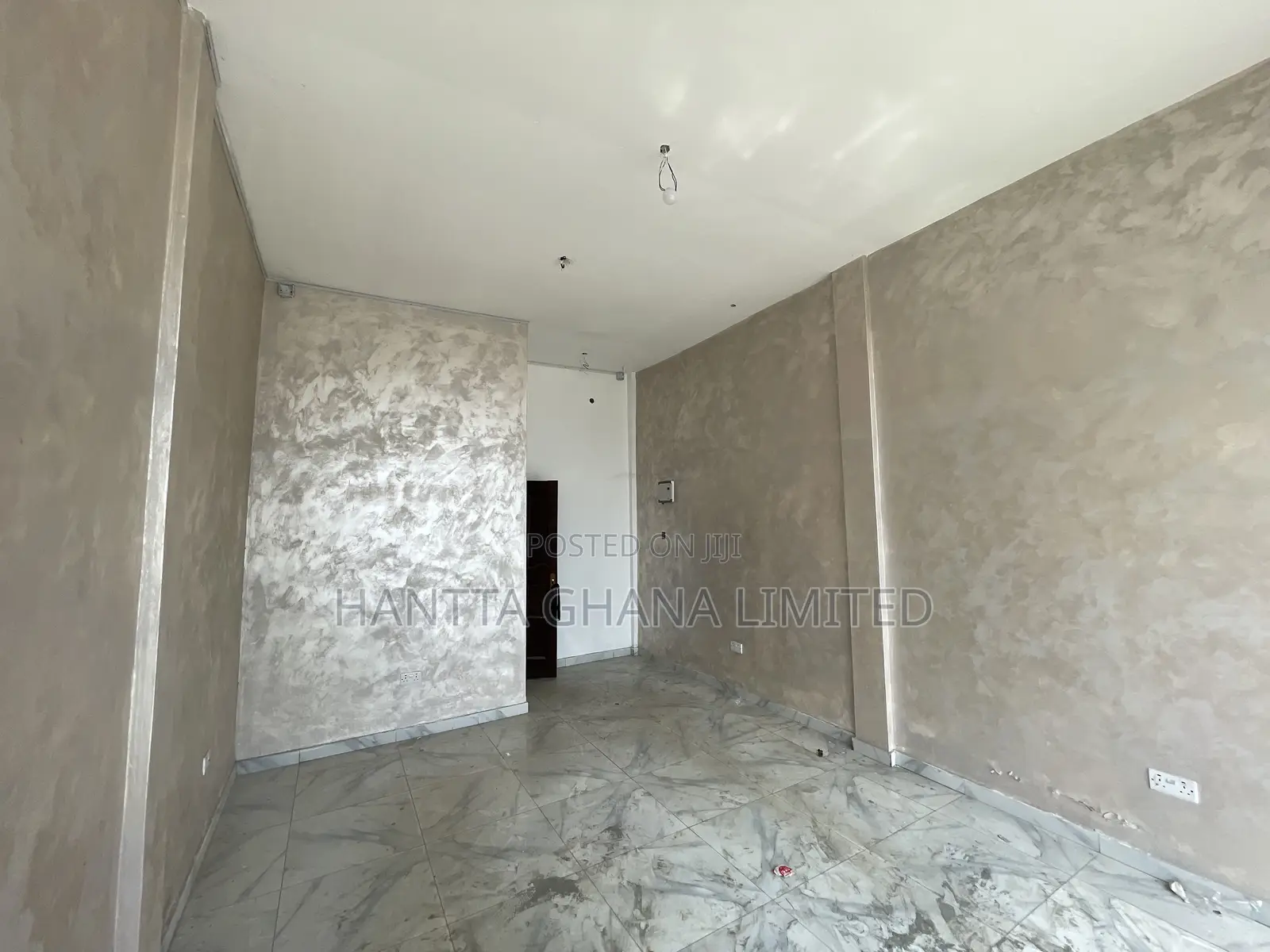 Shop for Rent at East Legon