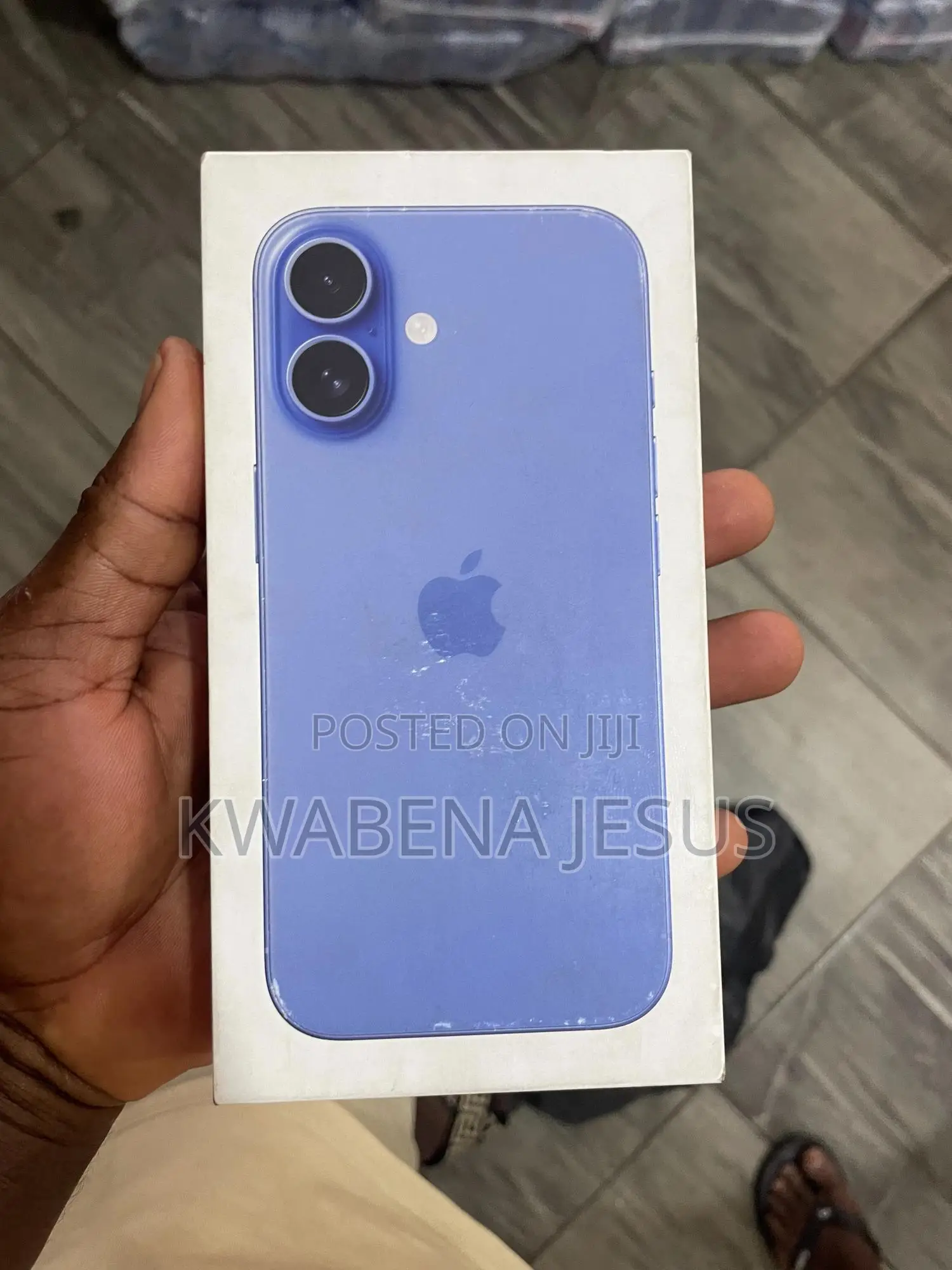 New Apple iPhone 16 128 GB Blue