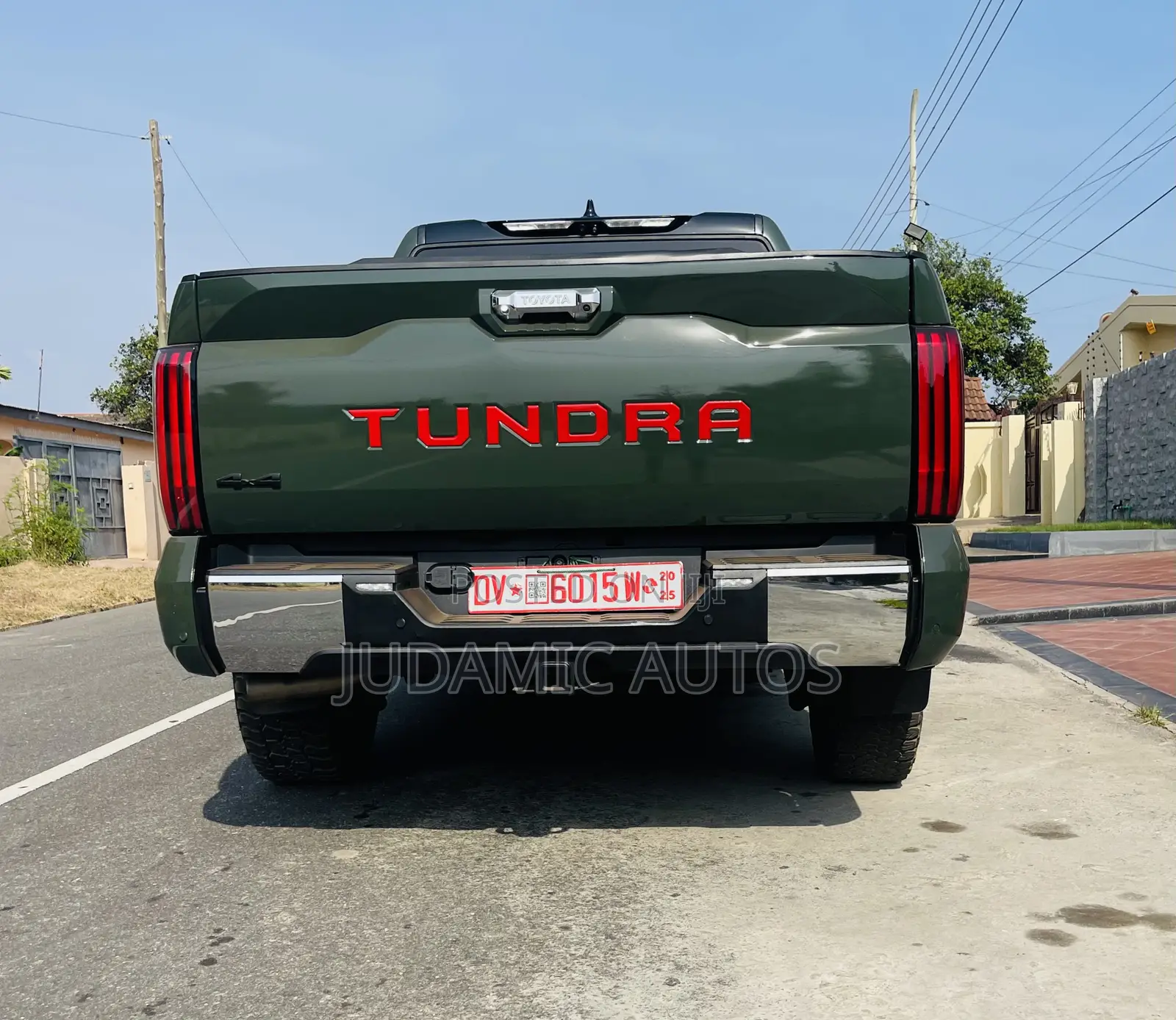 Toyota Tundra Limited 2022 Green