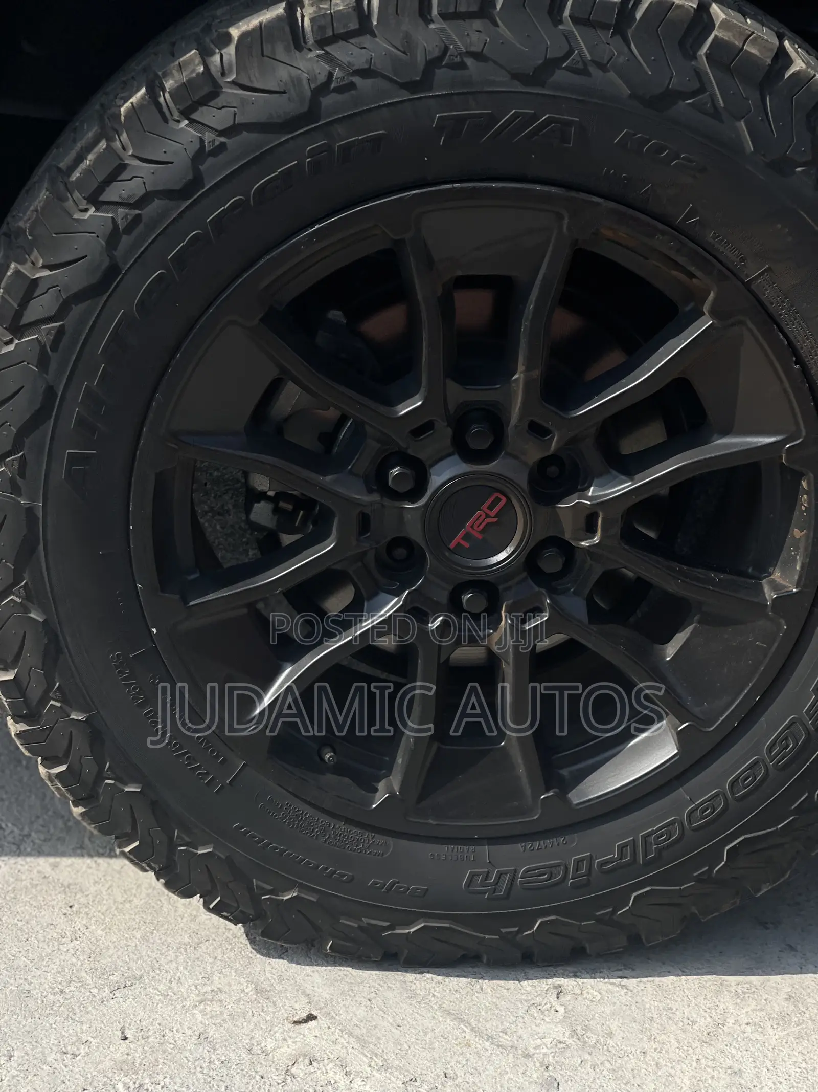 Toyota Tundra Limited 2022 Green