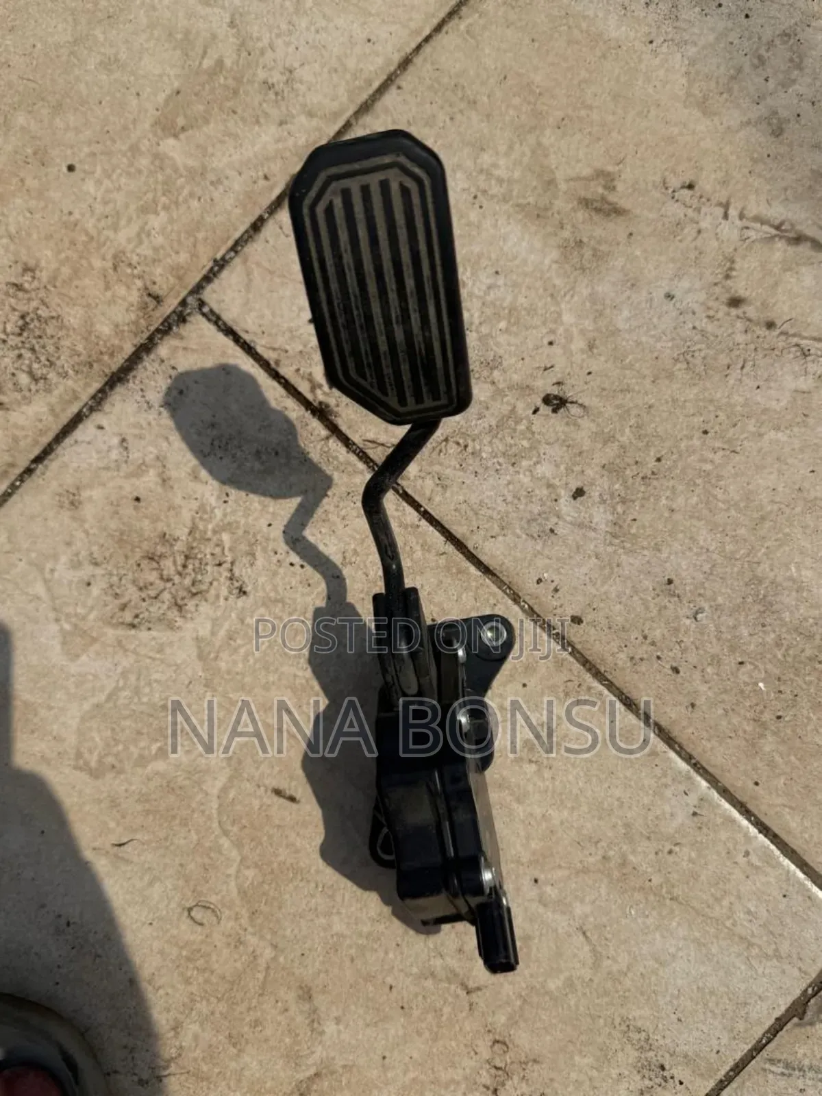 Toyota Voxy Acceleration Paddle