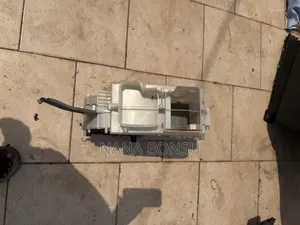 Toyota Voxy Evaporator