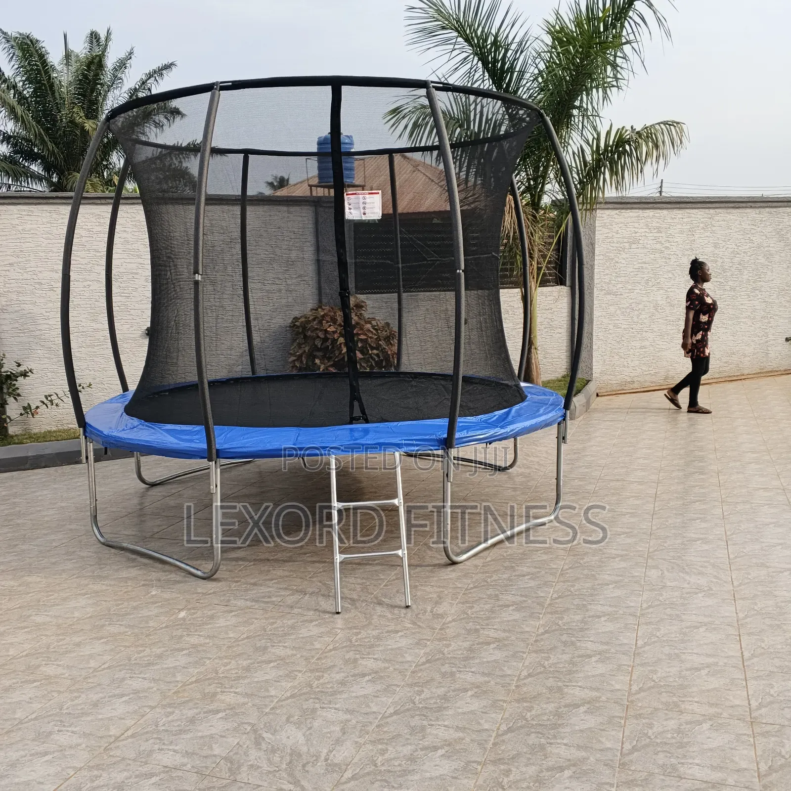 Trampoline 12ft With Safety Net Capacity 5-8
