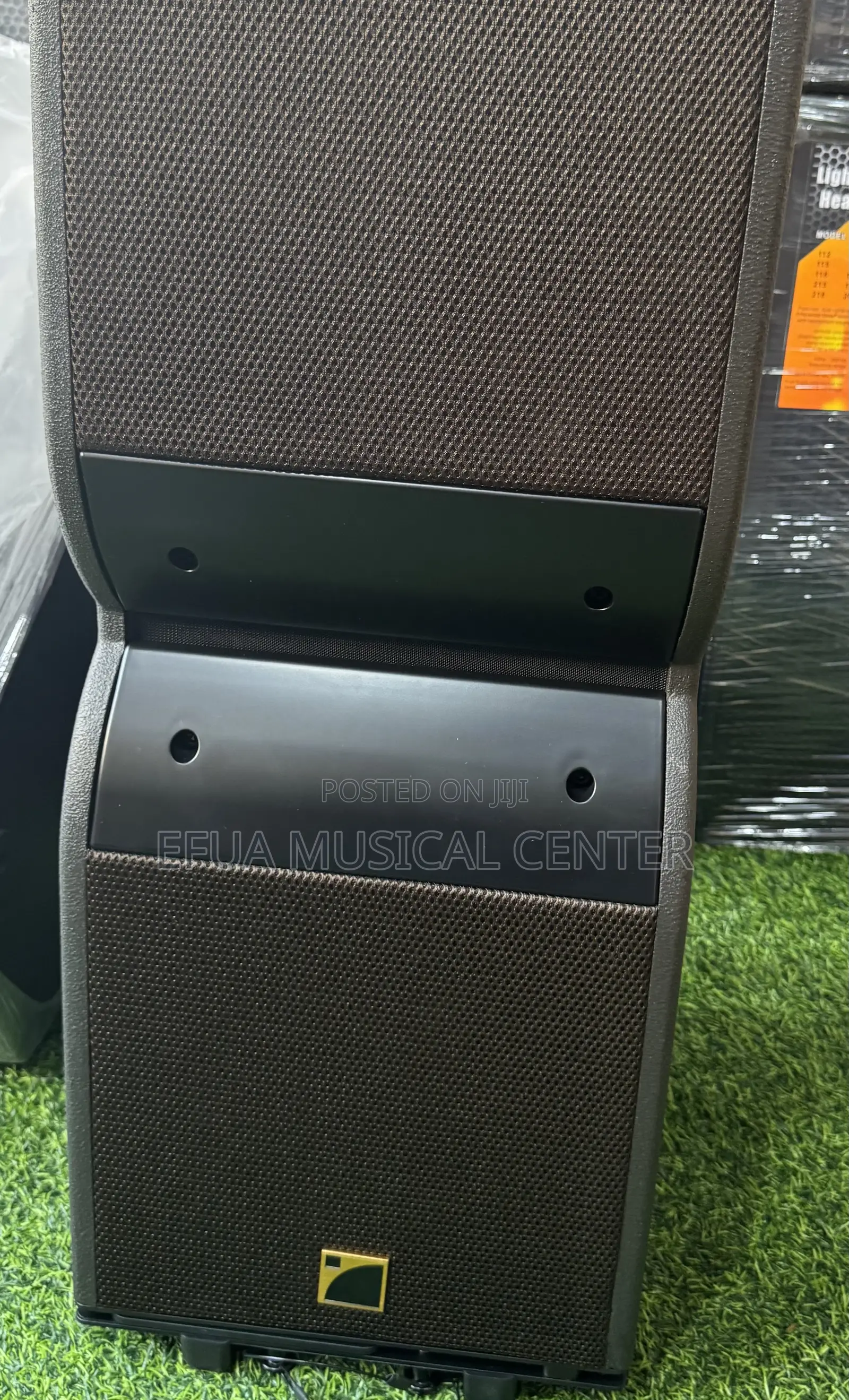 Kara 12 Inches Line Arrey Speaker