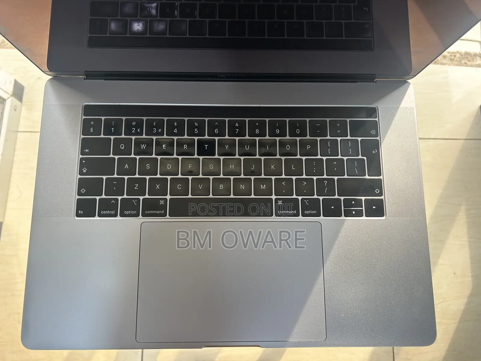 Laptop Apple MacBook Pro 2018 16GB Intel Core i9 SSD 512GB