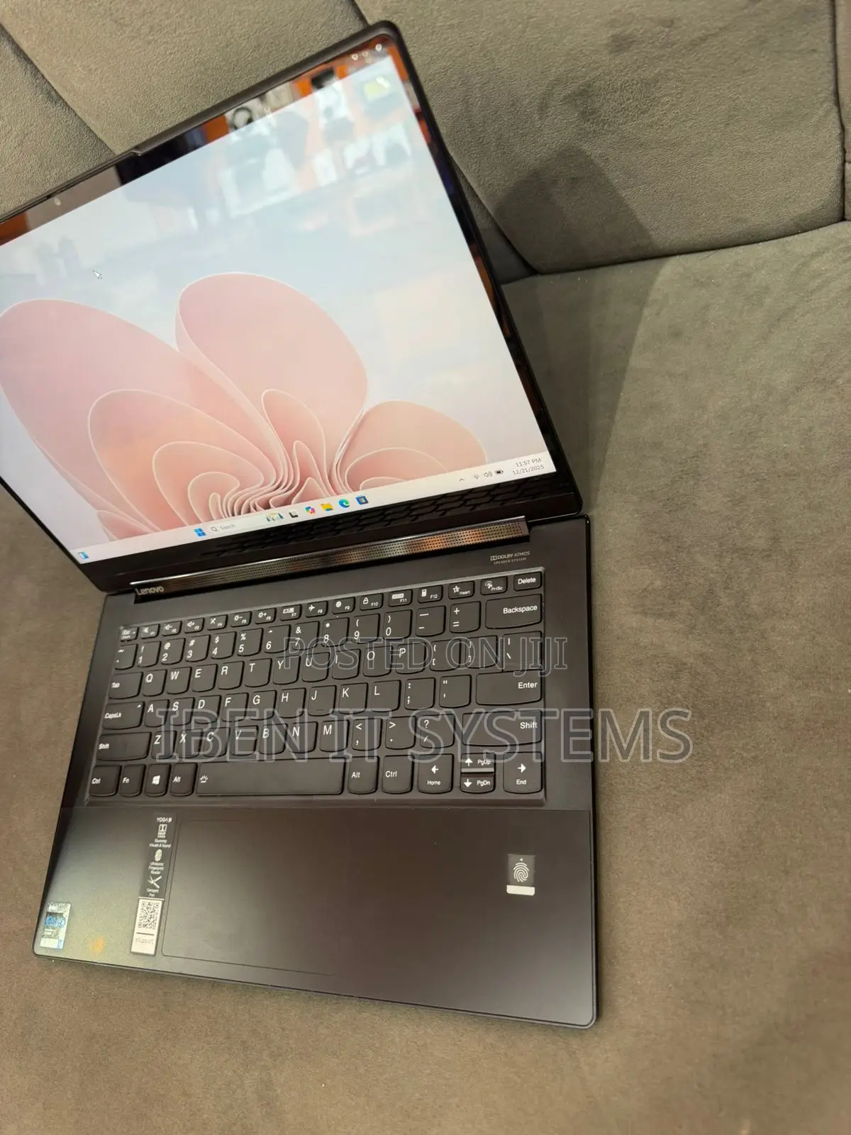 Laptop Lenovo Yoga 9i 16GB Intel Core i7 SSHD (Hybrid) 1T