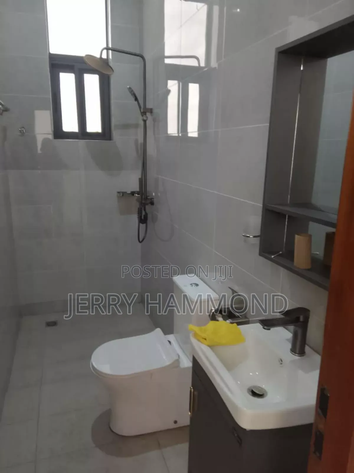3bdrm House in Okpoi Gonnor, New Town for sale