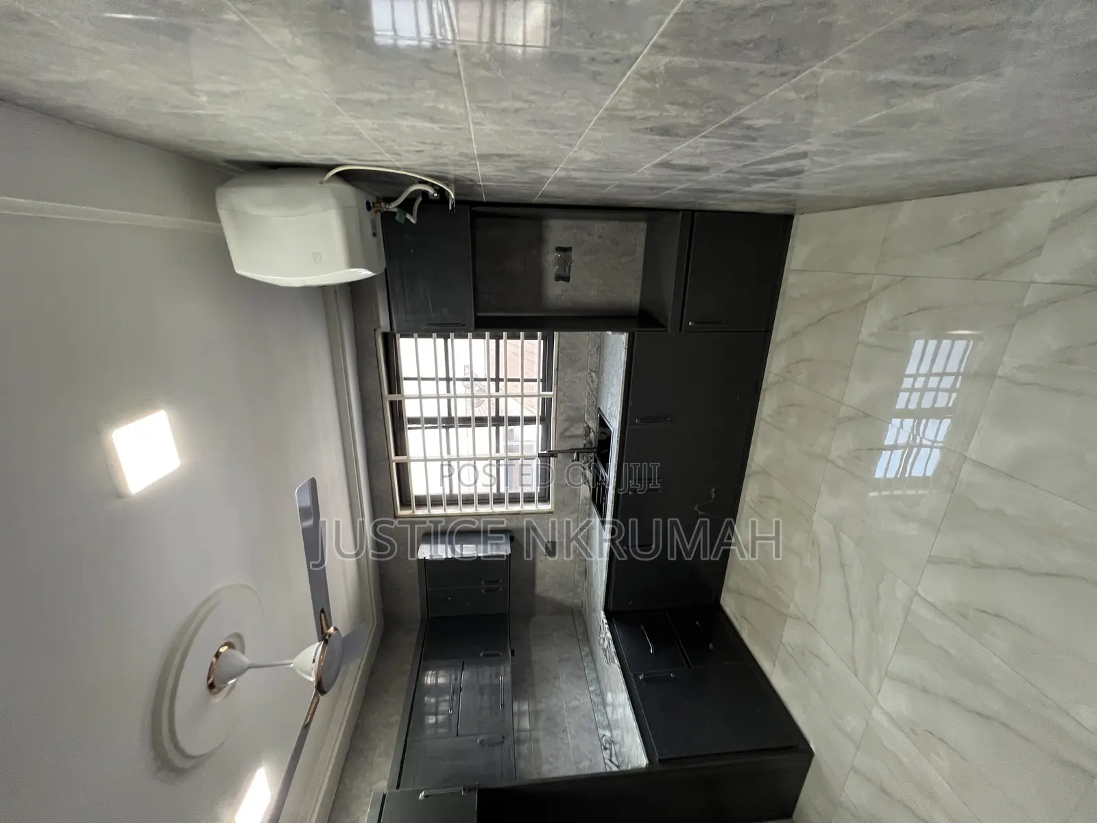 2bdrm Apartment in Mr Justice Estate, Bortiano for rent