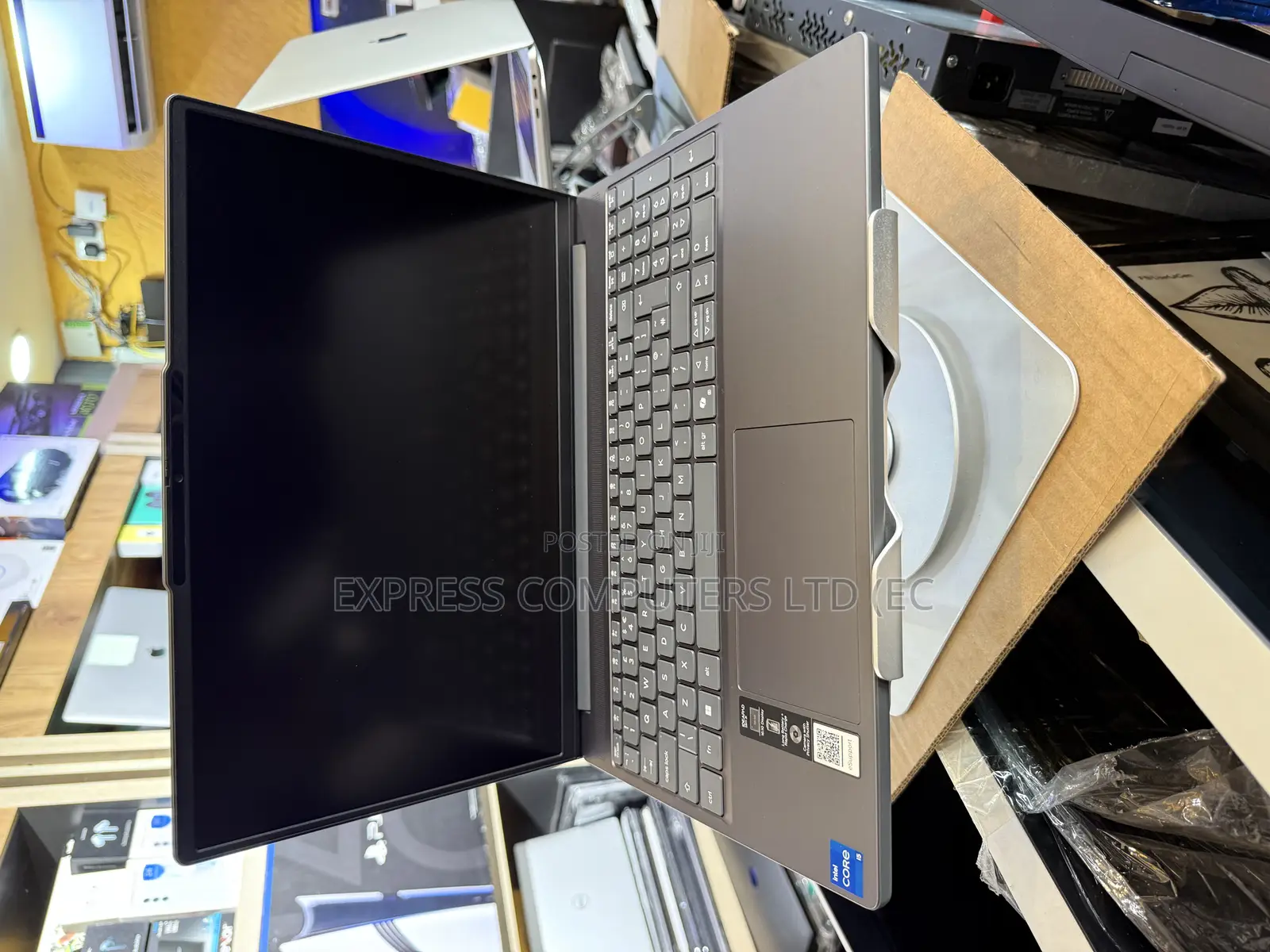 Laptop Lenovo Ideapad 3 16GB Intel Core I5 SSHD (Hybrid) 512GB