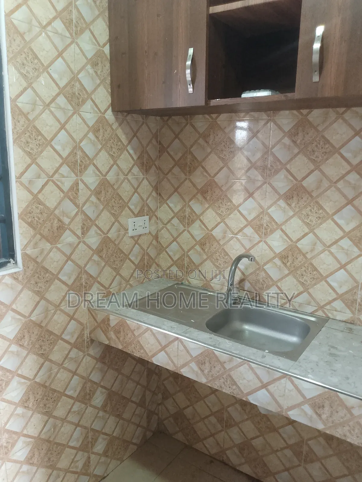 1bdrm Apartment in Kisseman, Dome for rent
