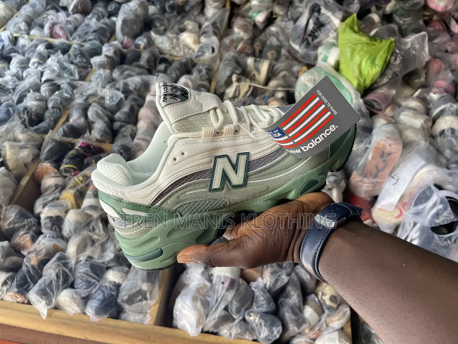 New Balance 1000