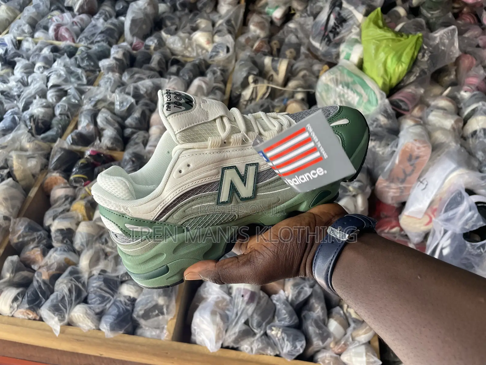 New Balance 1000