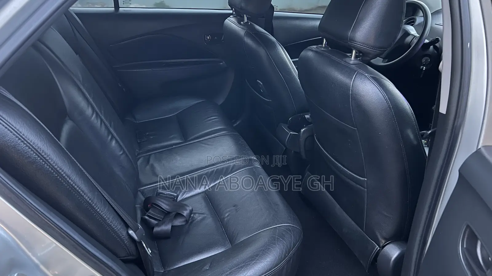 Toyota Belta 2010 Silver