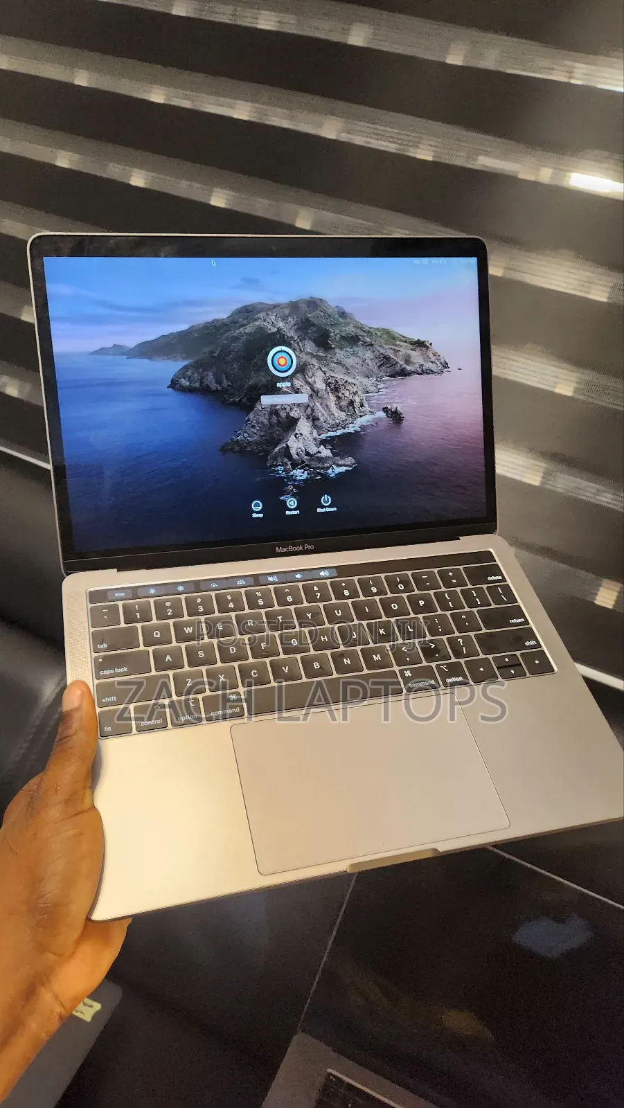 Laptop Apple MacBook 2018 8GB Intel Core I7 SSD 512GB