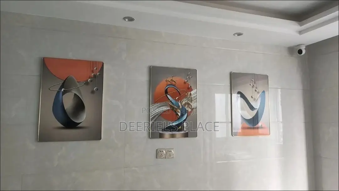 3-in-1 Wooden Wall Frame