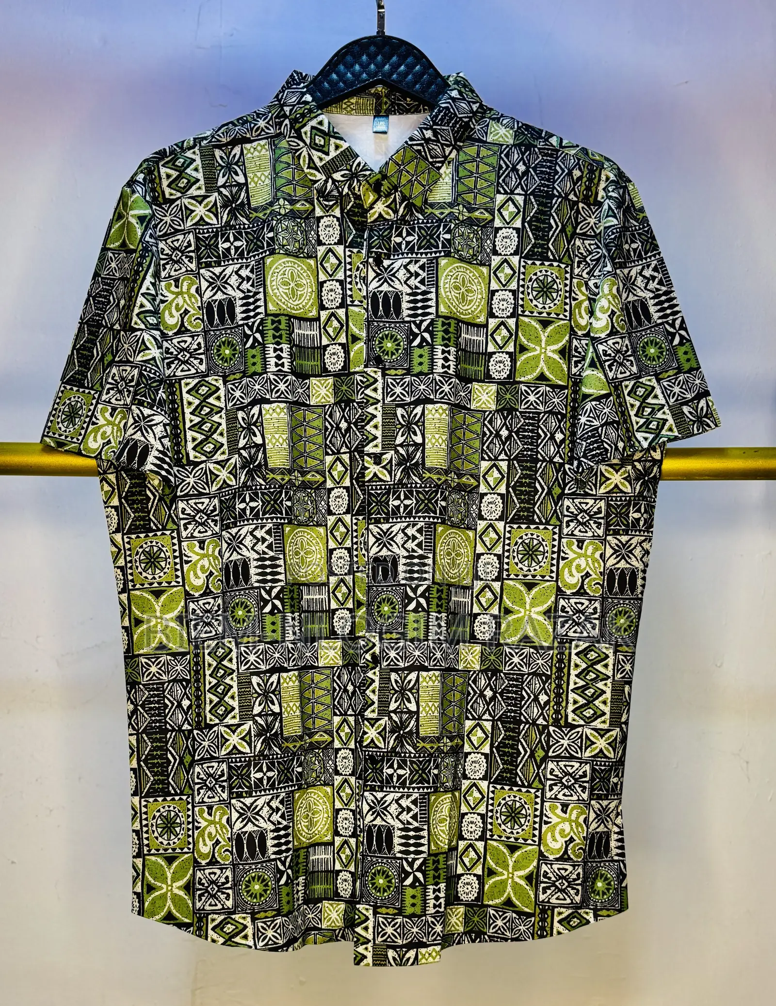 Topmost Quality Executive Short Sleeve Shirts Available in Stock