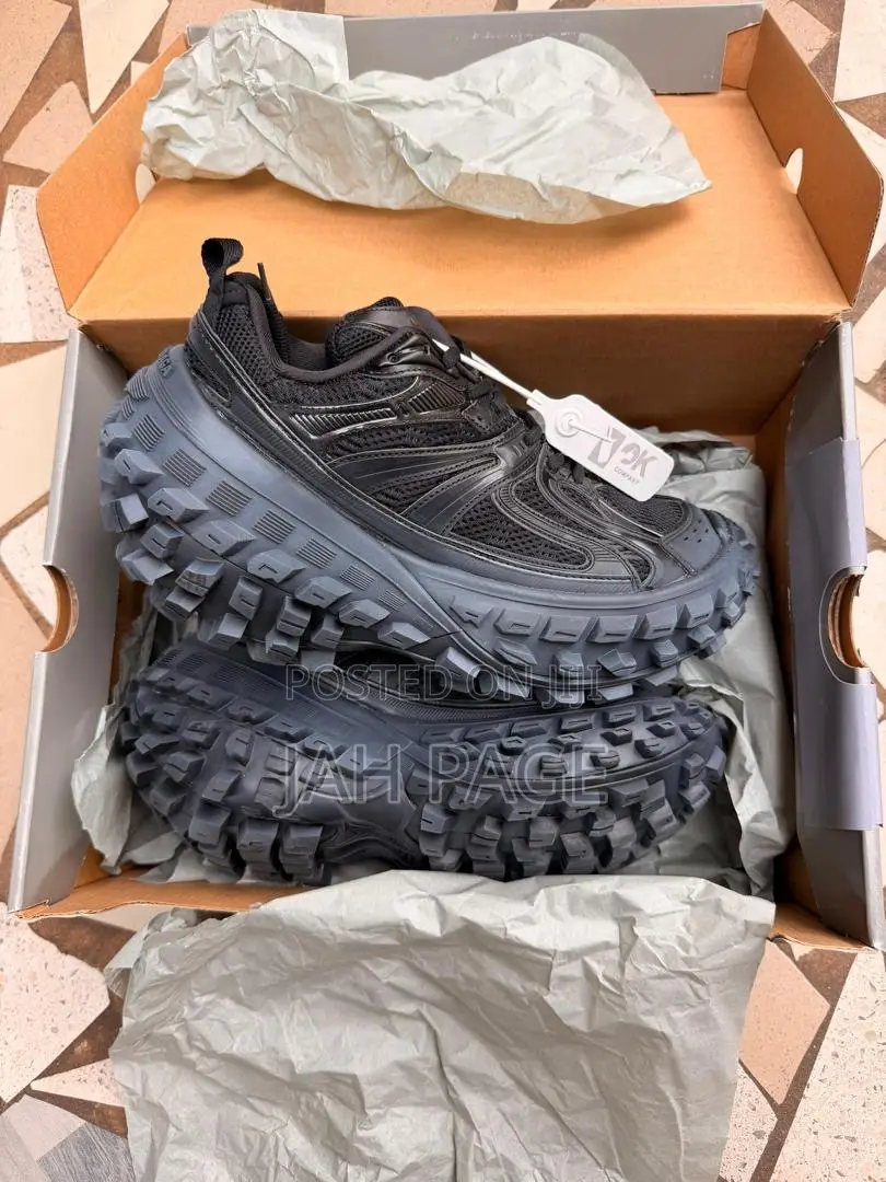 Balenciaga Defender Black Sneakers