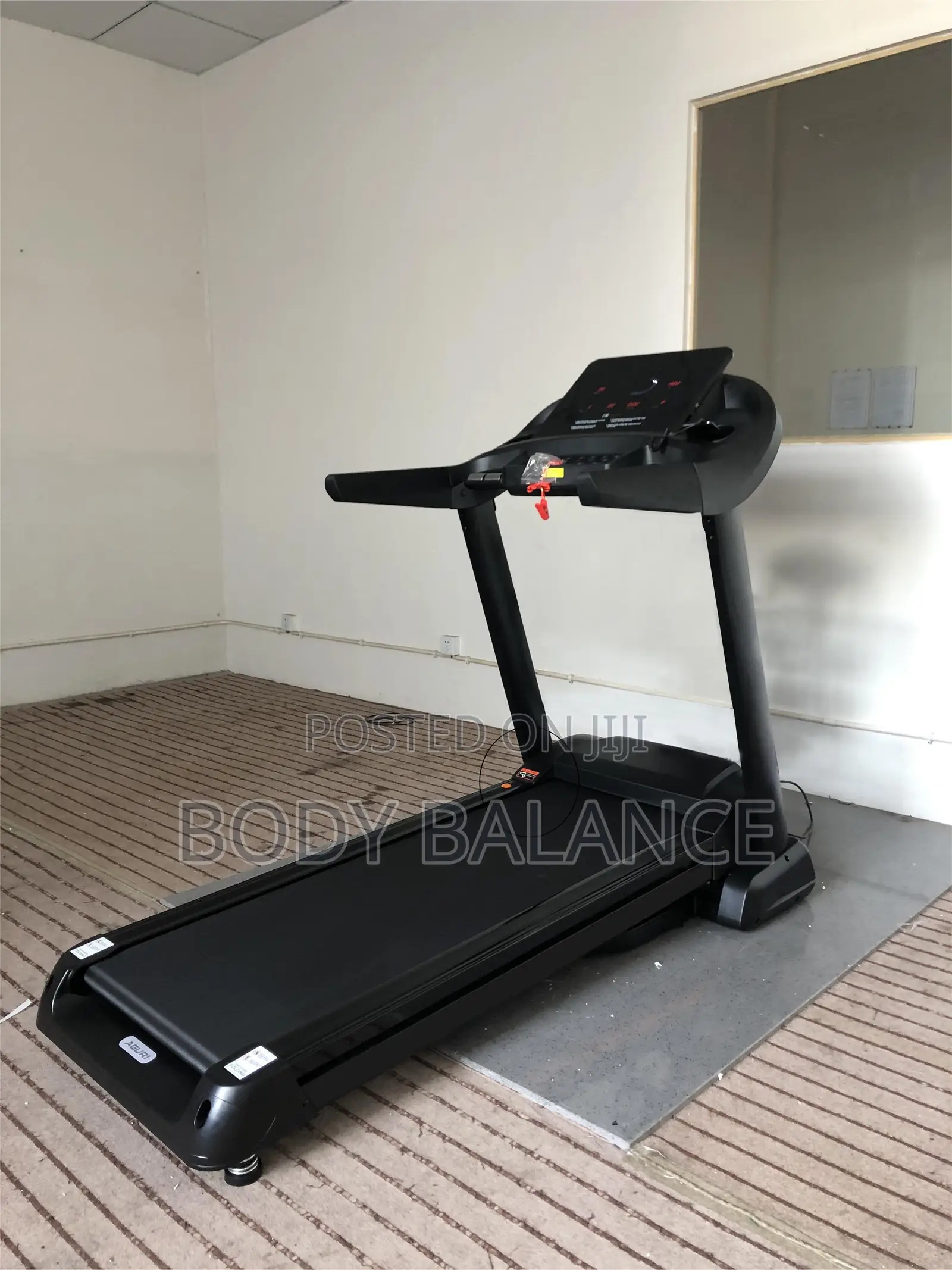 Treadmill (150kg)