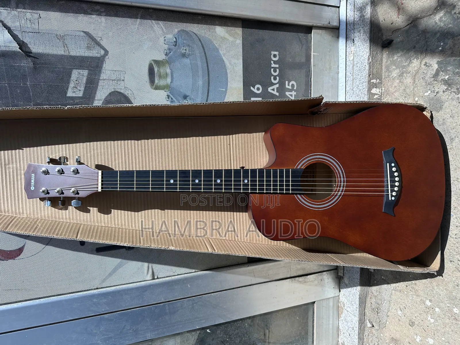 Yamaha Acoustic Guitar