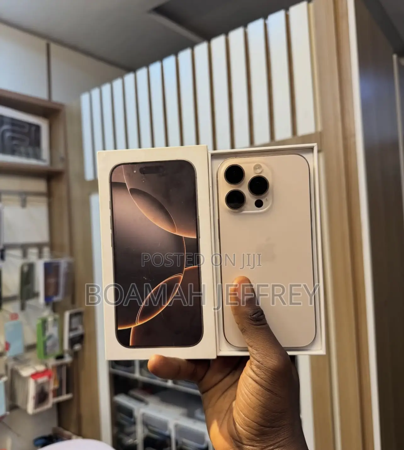 Apple iPhone 16 Pro 256 GB Gold