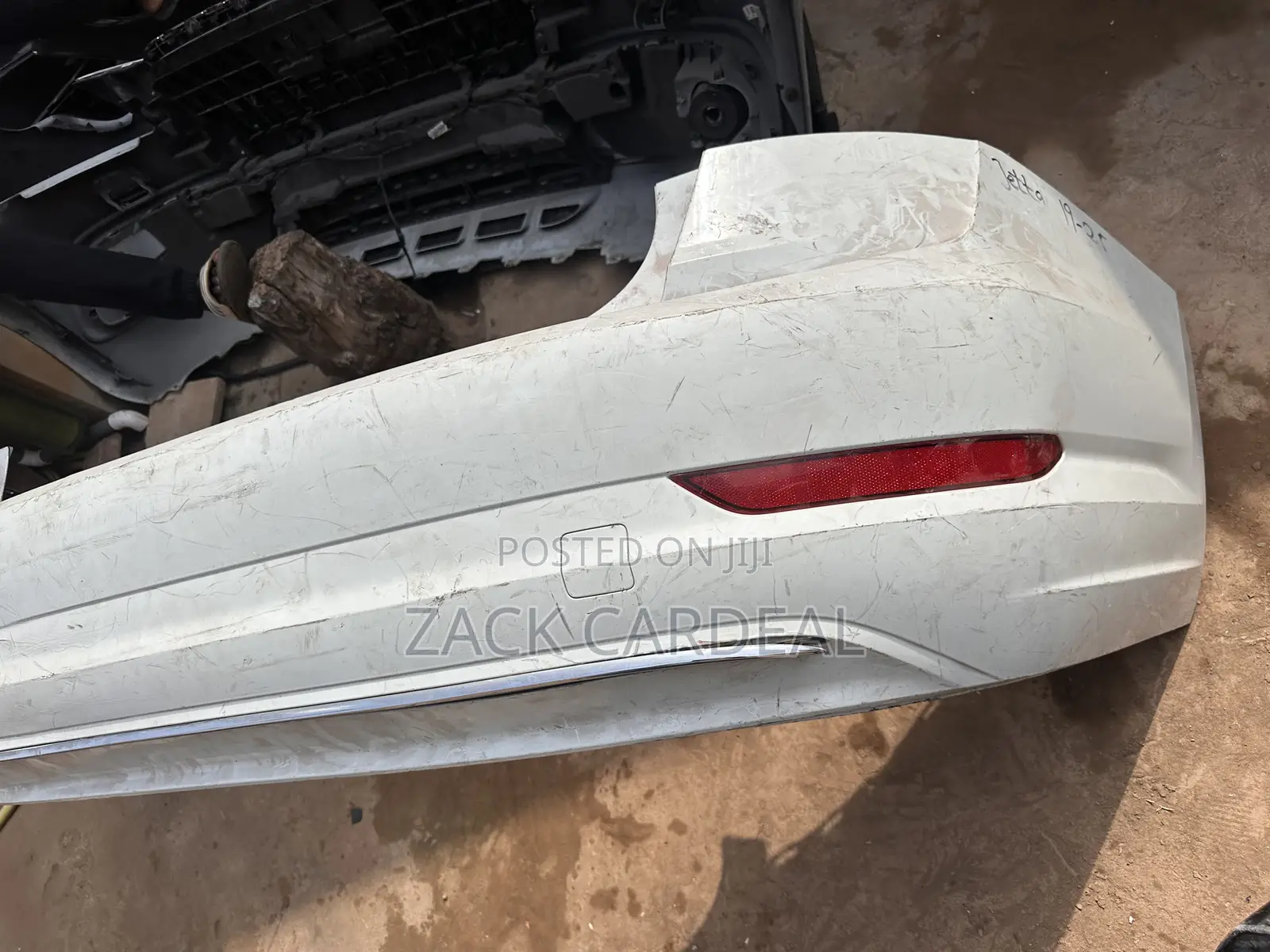 Vw Jetta 2017-2020 Back Bumper Available