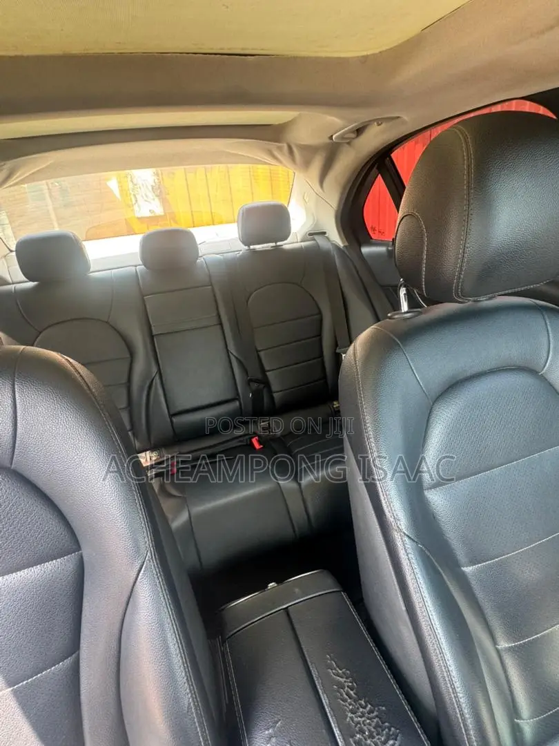 Mercedes-Benz C300 Base 4Matic Sedan AWD (2.0L 4cyl 7A) 2016 Black