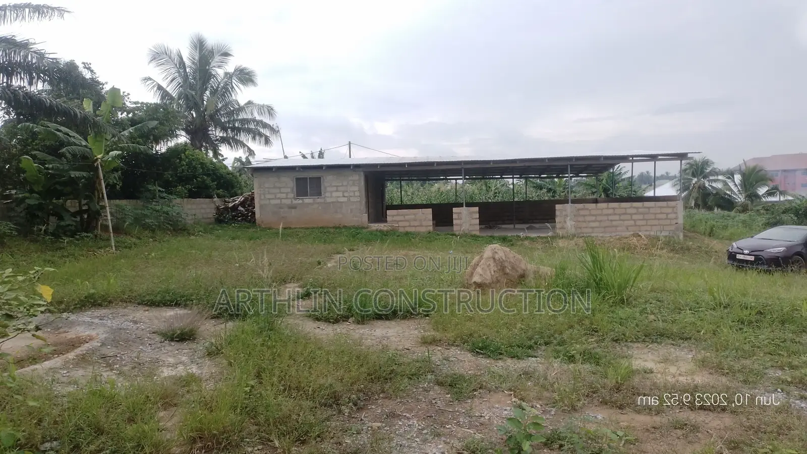 Commercial Property Adjacent Swedru Secondary School for Rent