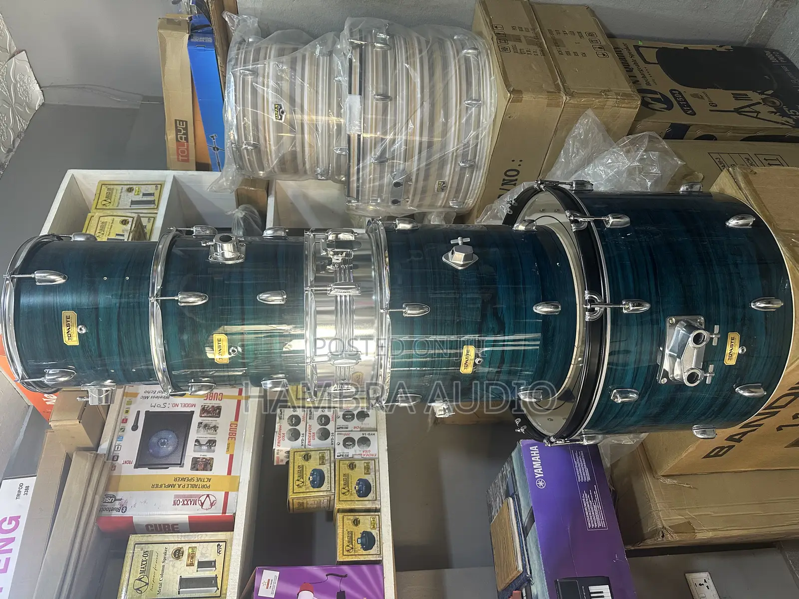 Tovaste Drum Set
