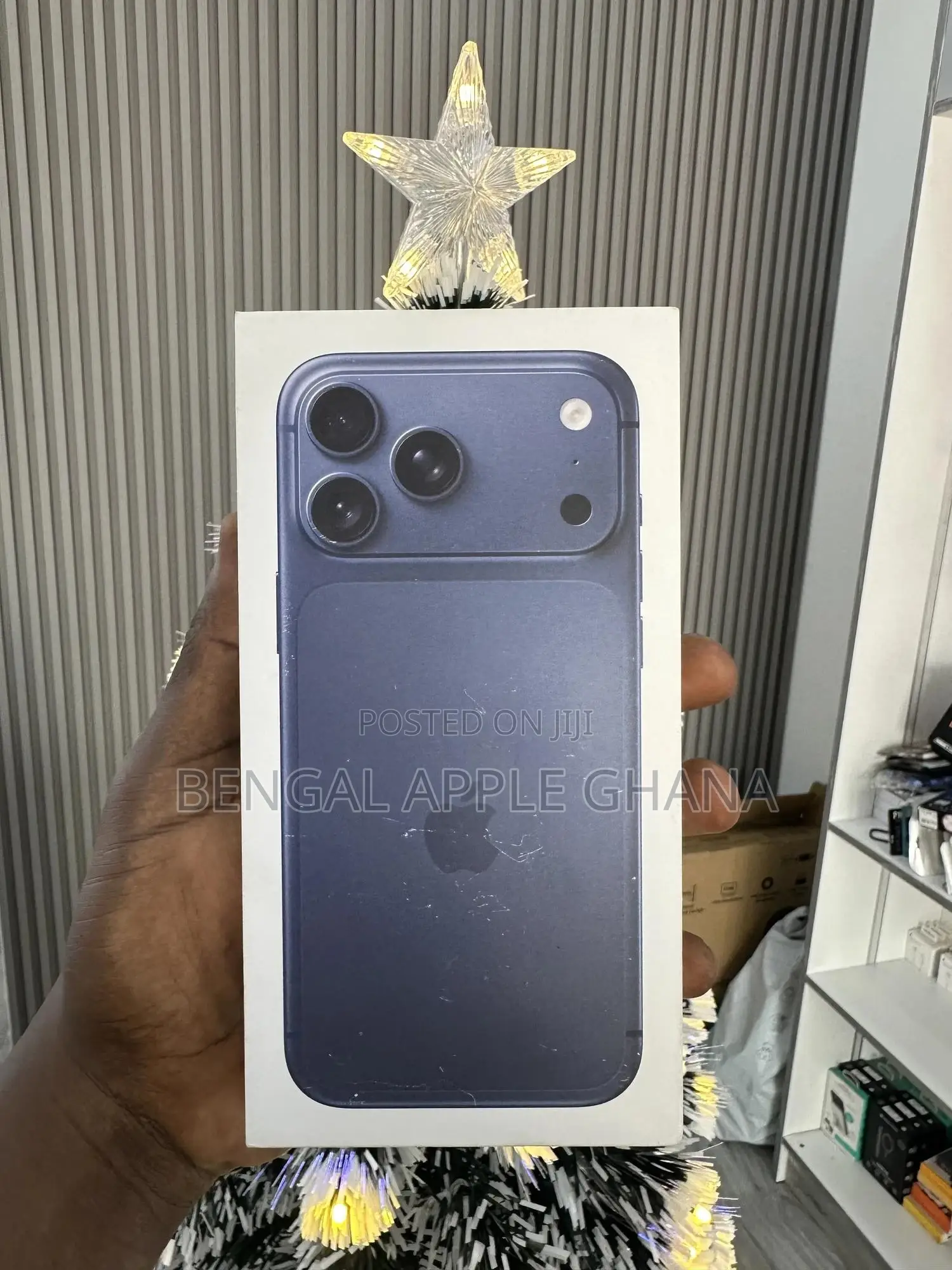 New Apple iPhone 17 Pro Max 256 GB Blue