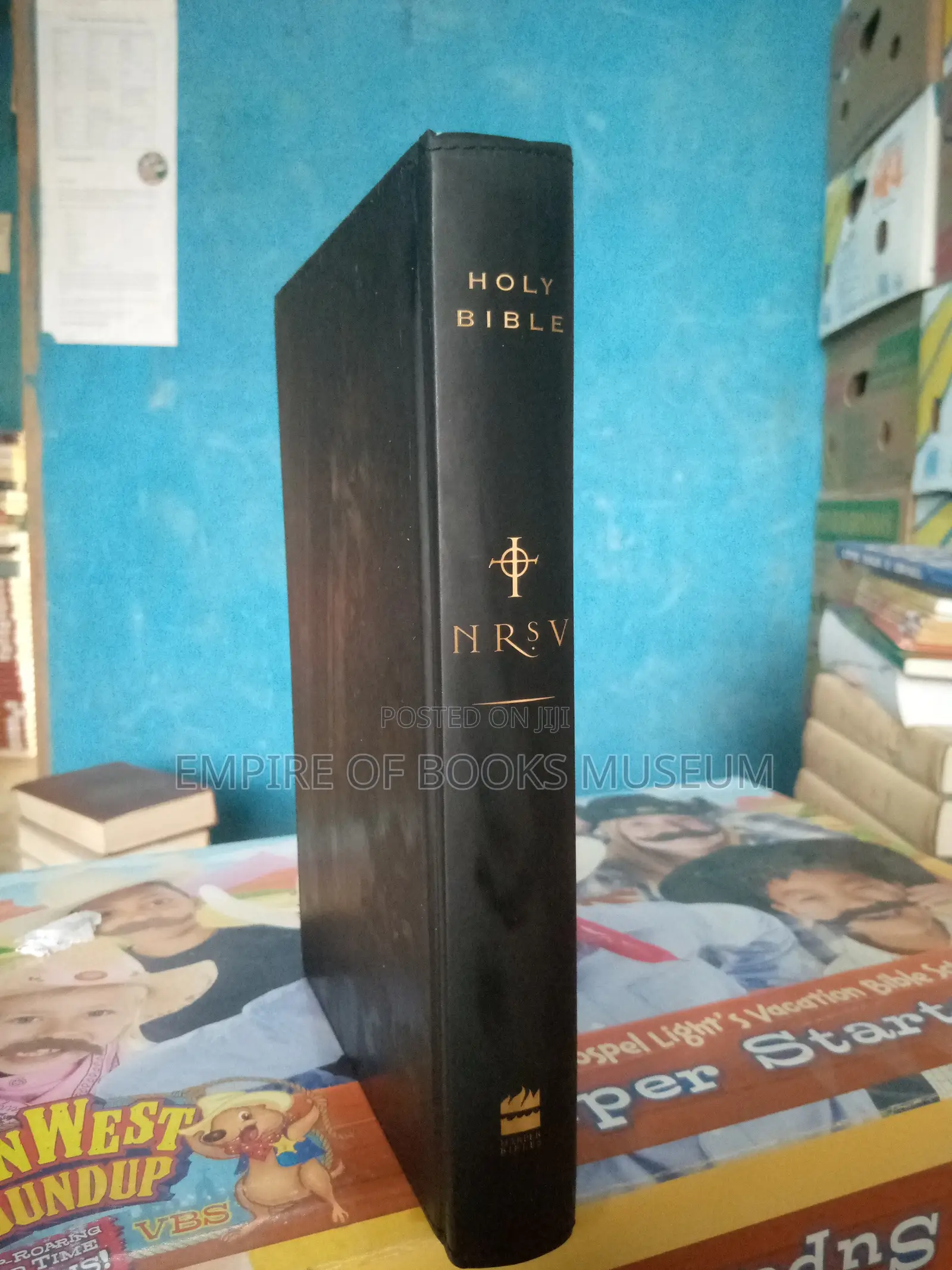 NRSV Standard Bible Hardcover (Black)
