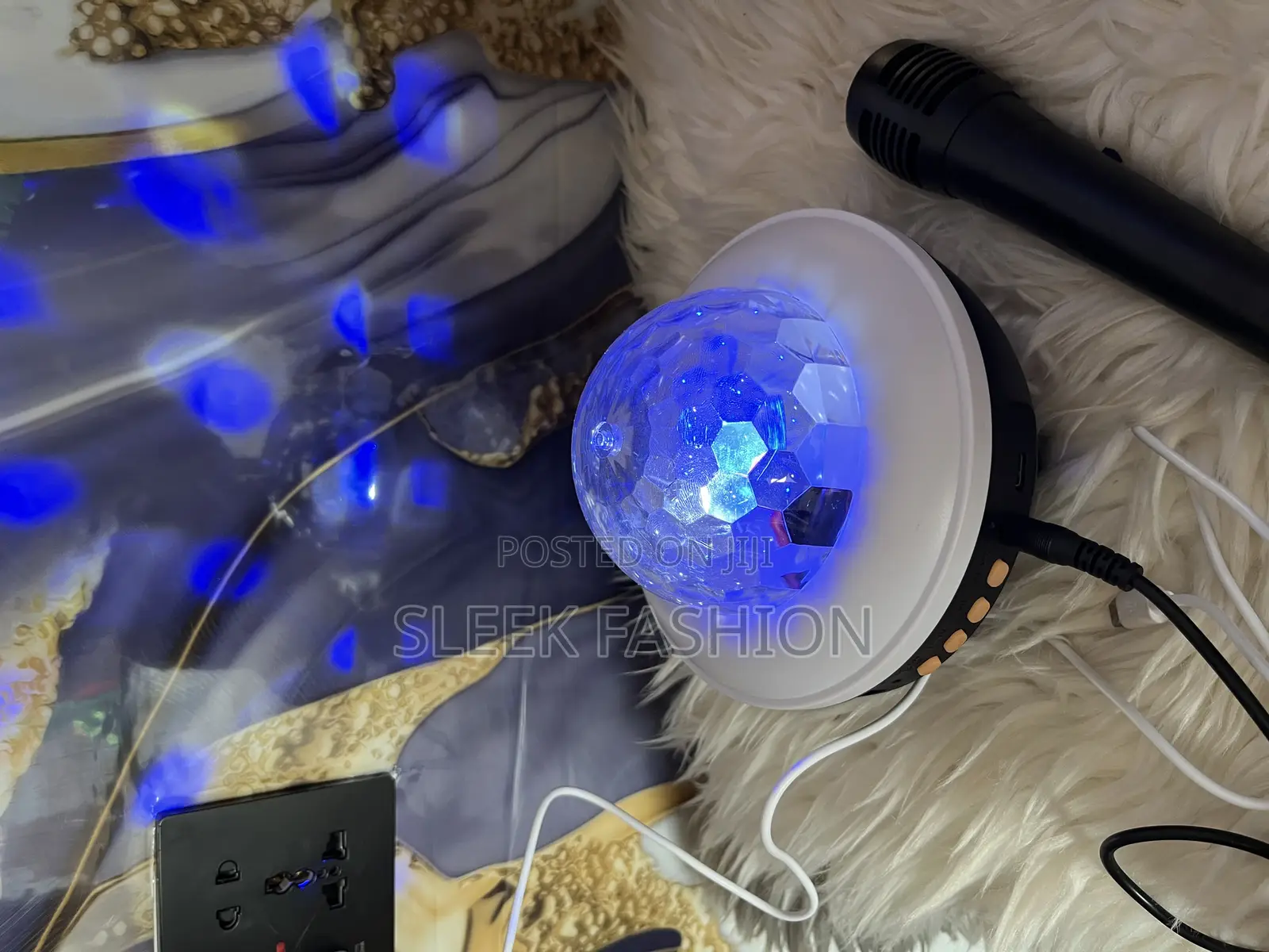 Bluetooth Speaker With Microphone and Lights