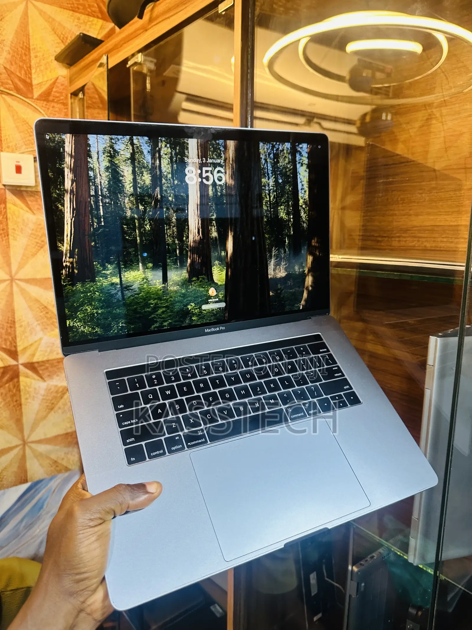 Laptop Apple MacBook 16GB Intel Core I7 SSD 512GB