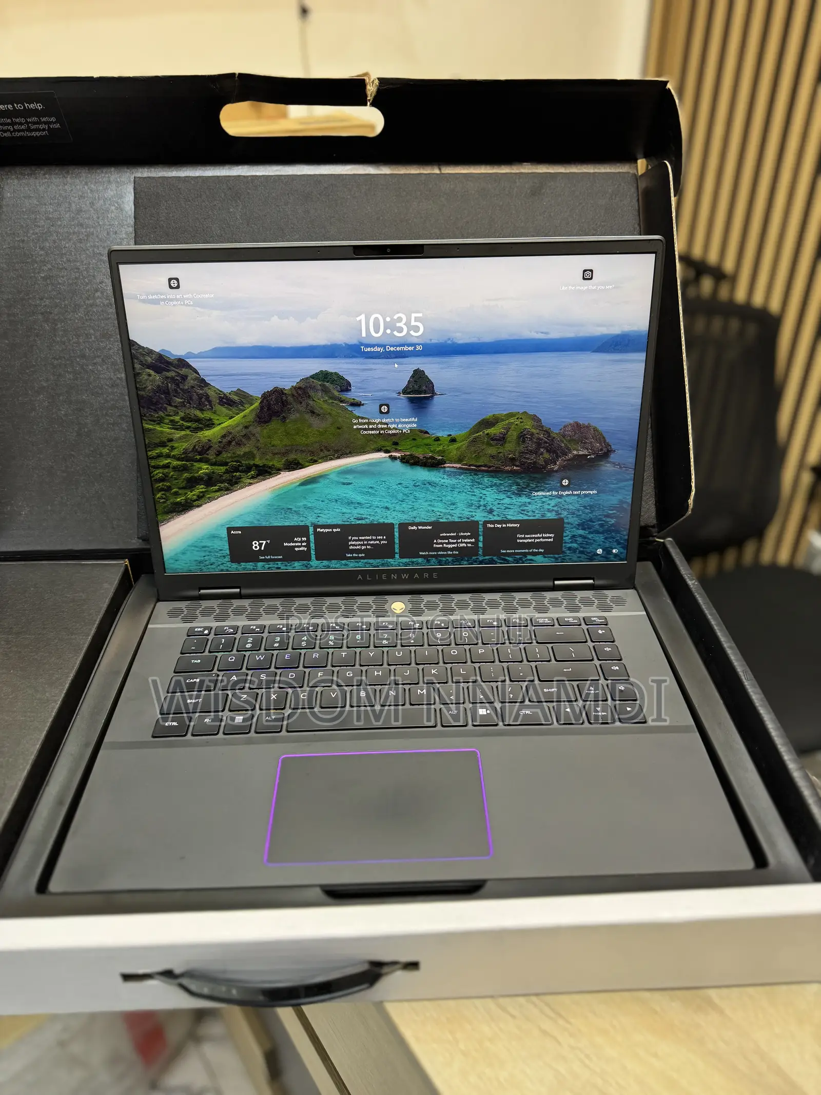 Laptop Dell Alienware M16 R2 32GB Intel Core Ultra 7 SSD 1T
