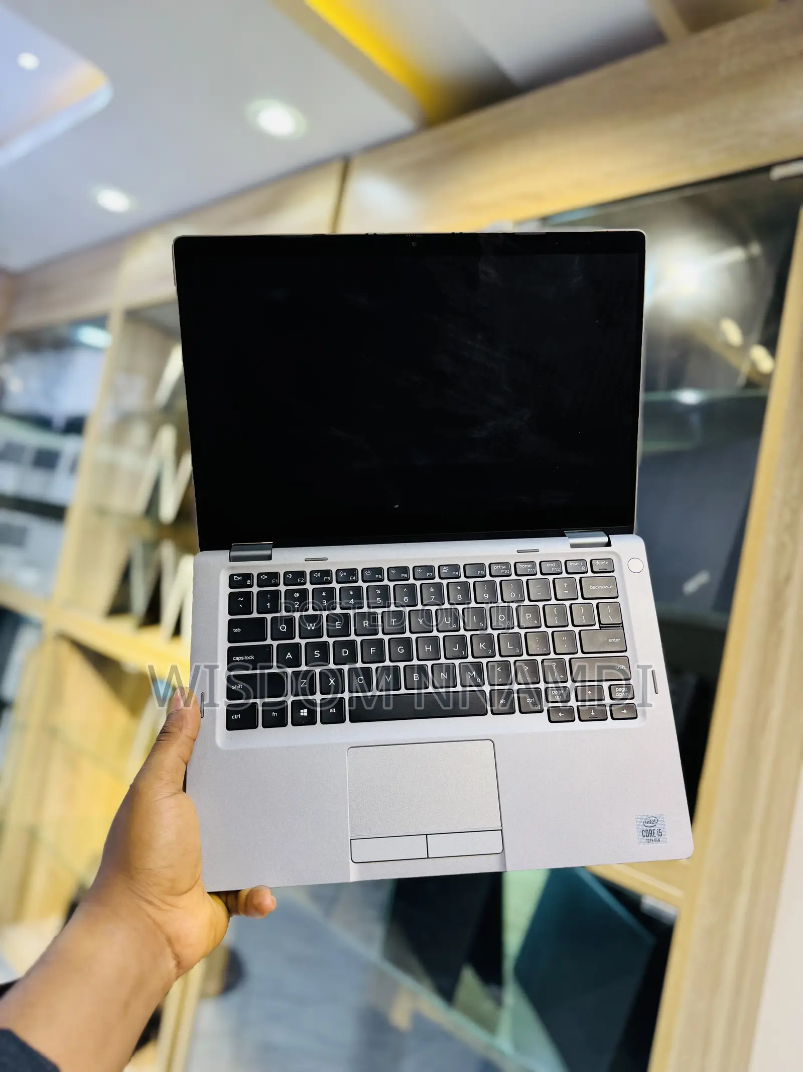 Laptop Dell Latitude 5310 16GB Intel Core i5 SSD 256GB