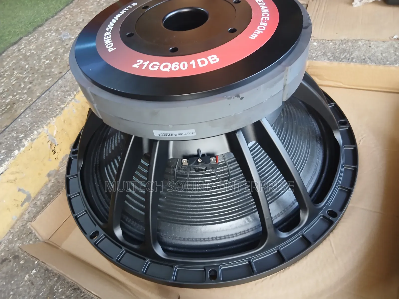 Naked Speaker 21 Inches JAC