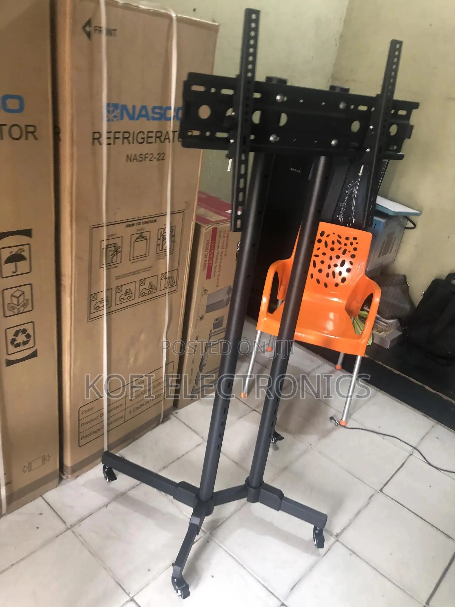 Easy to Assemble Mobile Tv Stand on Wheels for 32-75 Inch