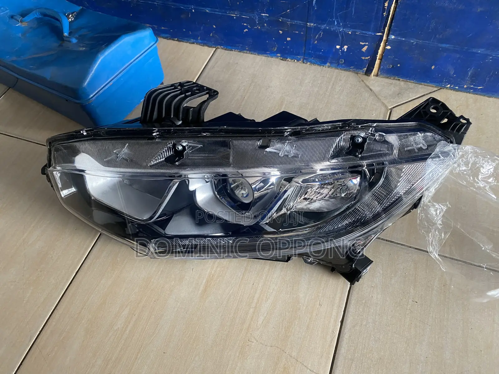 Honda Civic 2016 Headlights Half Led or Normal